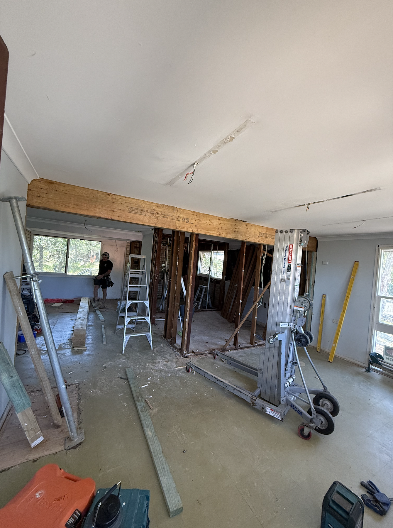 Engineer specified beam supporting roof load after internal wall removal