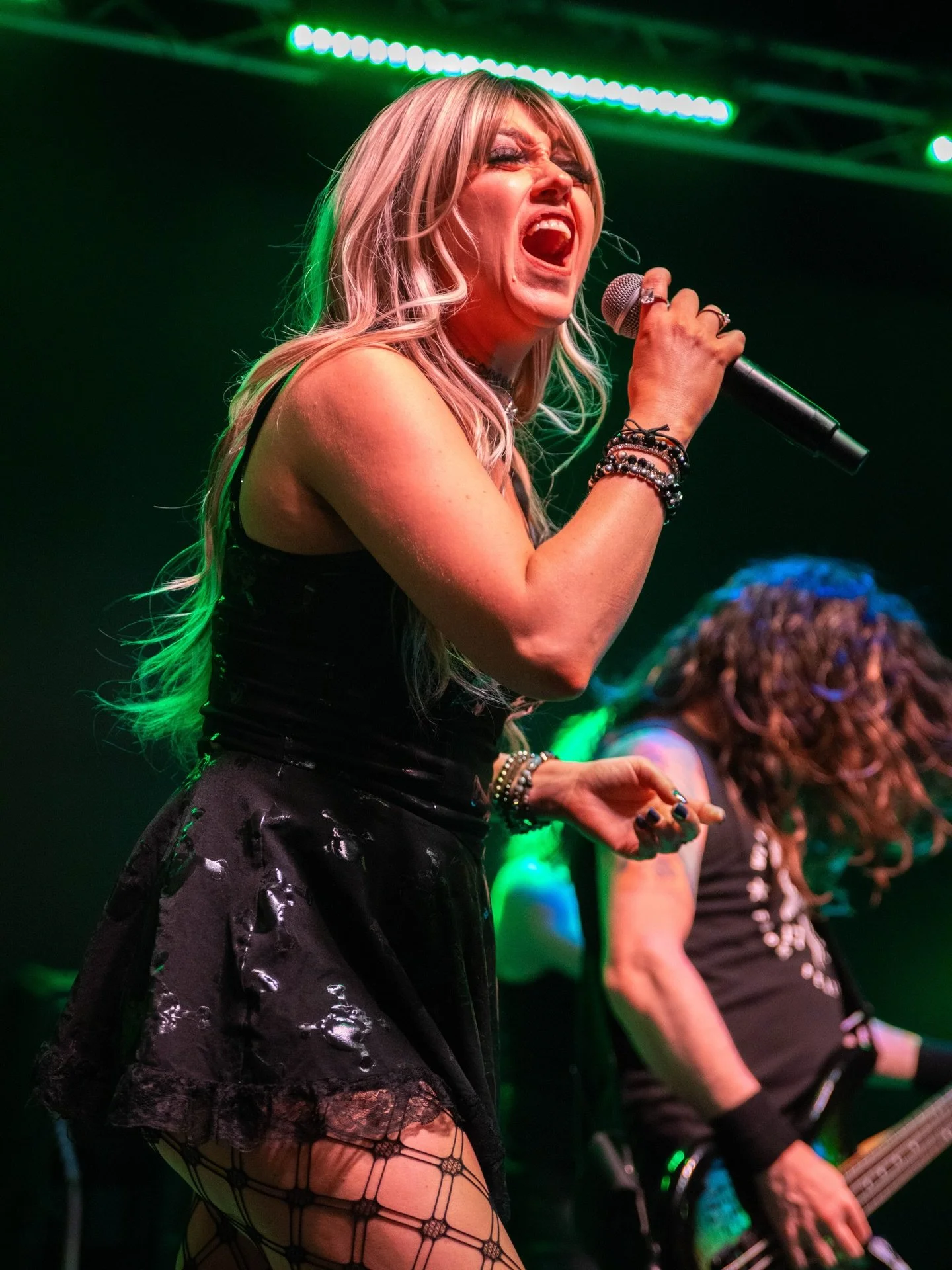 @sunsetblvd1987 live at The Hub never disappoints! 🤩 what an unforgettable night of music, energy, and good vibes!!

Check out some of our favorite moments 📸 Missed it? Don&rsquo;t worry&hellip; More live shows are right around the corner!