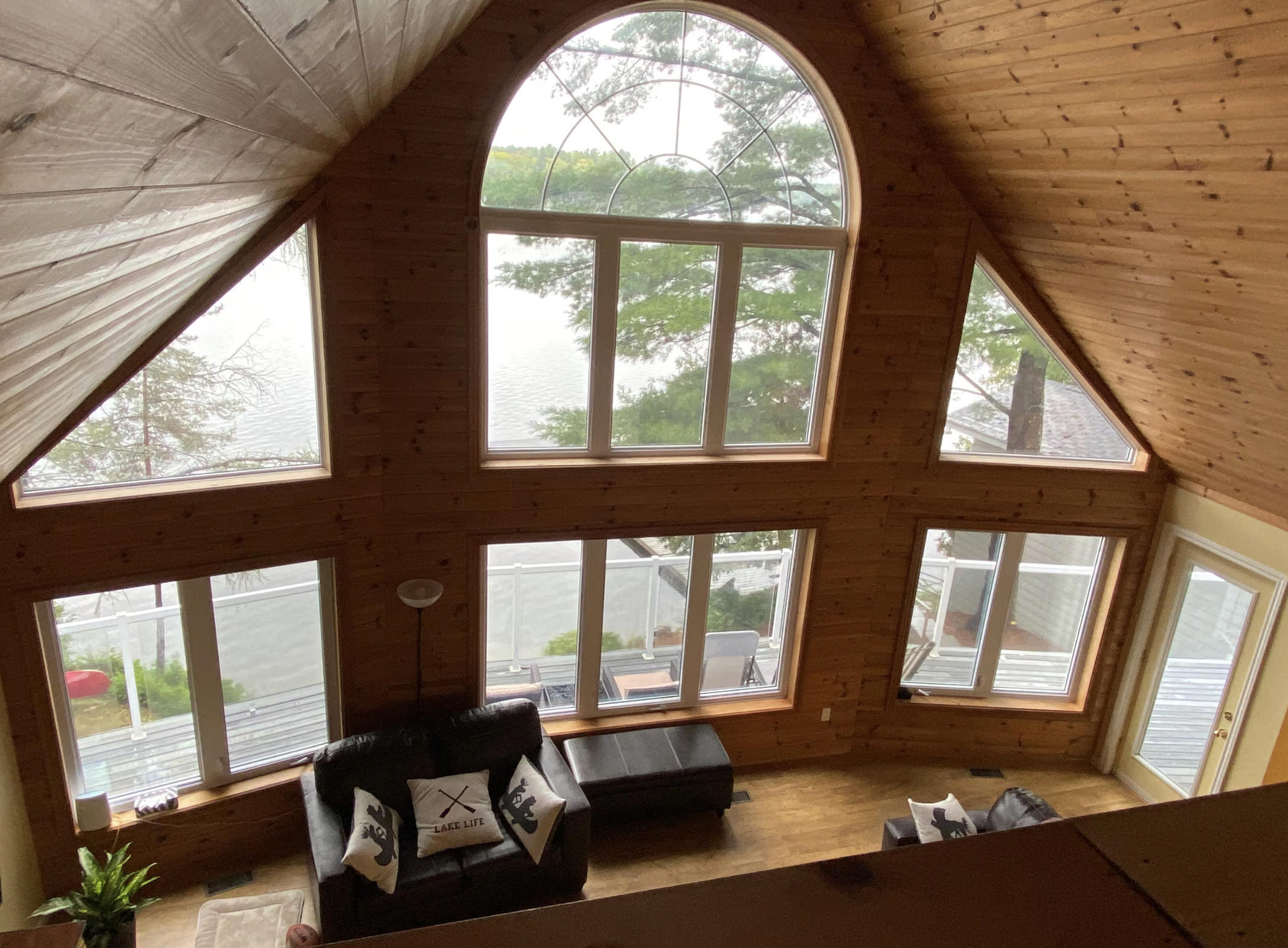 Lakeside Retreat