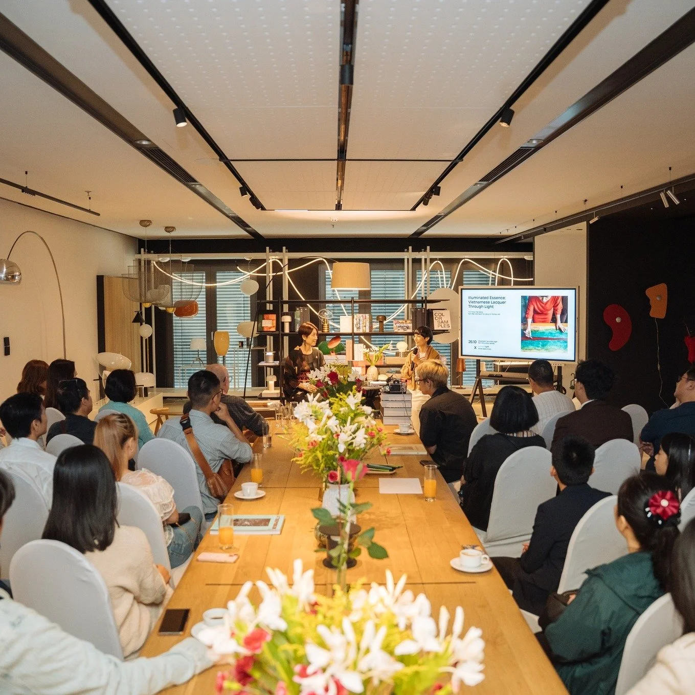 Private Talk &ldquo;Tinh Hoa Tỏa S&aacute;ng: Sơn M&agrave;i Việt Nam &ndash; Từ Lặng Im Tới Rực Rỡ&rdquo; do Tamminh-light tổ chức, nghệ sĩ Saeko Ando v&agrave; Nh&agrave; b&aacute;o Trương Uy&ecirc;n Ly chia sẻ về triết l&yacute; s&aacute;ng tạo, t