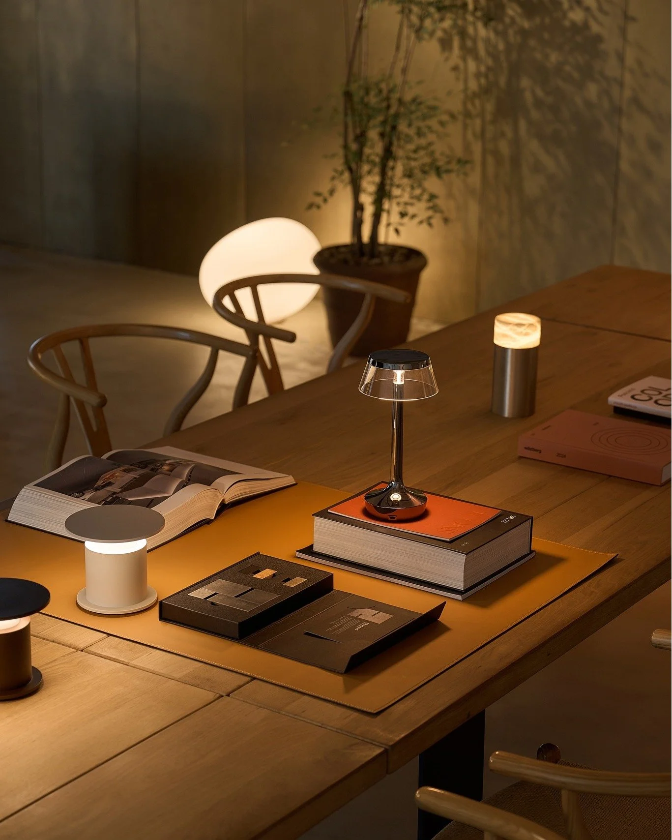 𝗧𝗵𝗲 𝗔𝗿𝘁 𝗼𝗳 𝗟𝗶𝘃𝗶𝗻𝗴 𝗪𝗶𝘁𝗵 𝗟𝗶𝗴𝗵𝘁

This season, let every corner glow with intention.
From compact table lamps that shimmer like quiet constellations to sculptural lights casting soft, embracing halos &mdash; each piece is an invita