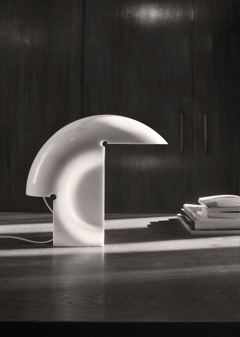 Biagio-table-flos-R-05.jpg
