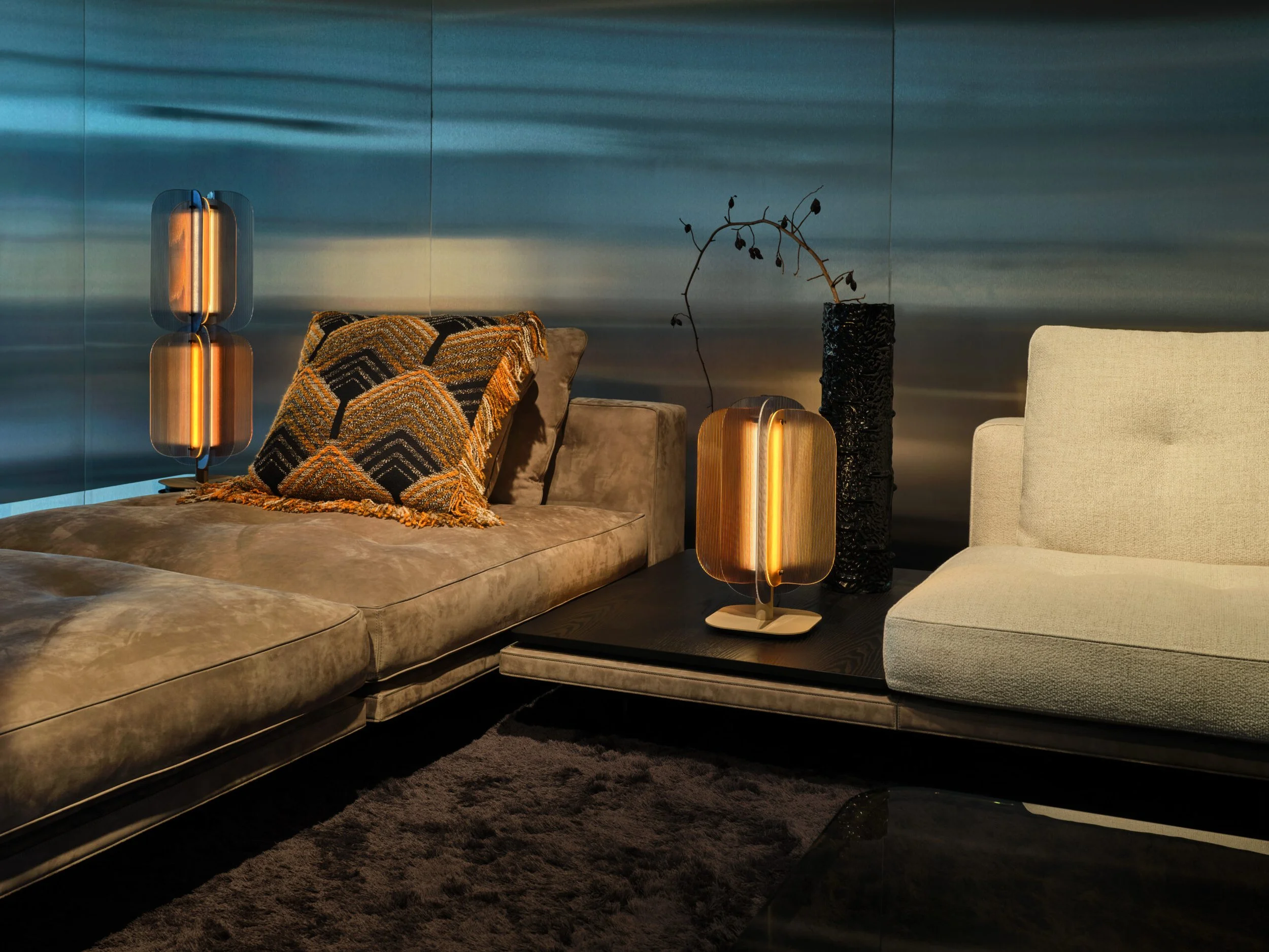 Quasar FoldTableFloor_Grey_Copper.jpg