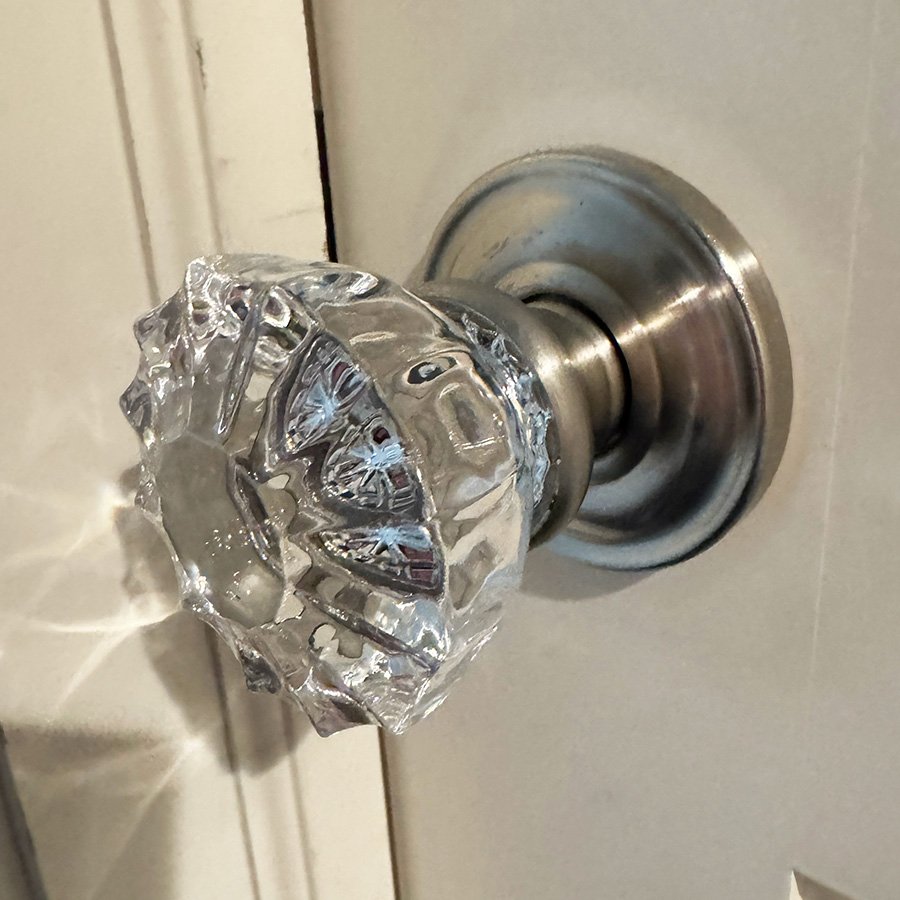 CrystalDoorHandles-4.jpg