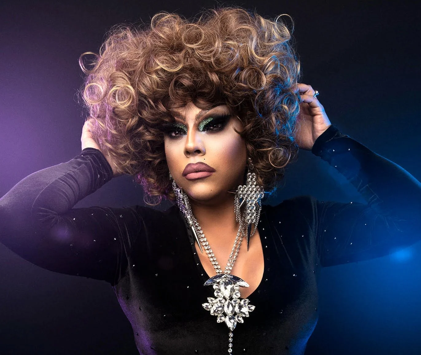 The Past Presents:      Lala Queen