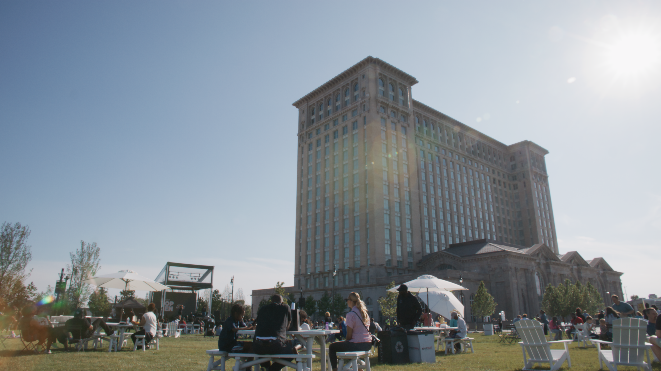 MI Central_10 Days of Programming_Selects.00_00_01_03.Still002.png