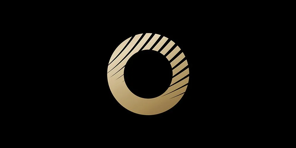 Redefining architectural boundaries // Crown Group Branding