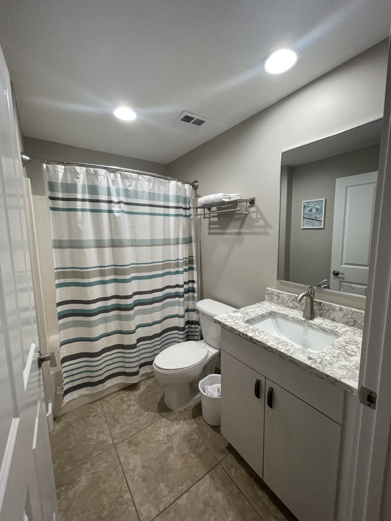 BATHROOM3.jpeg