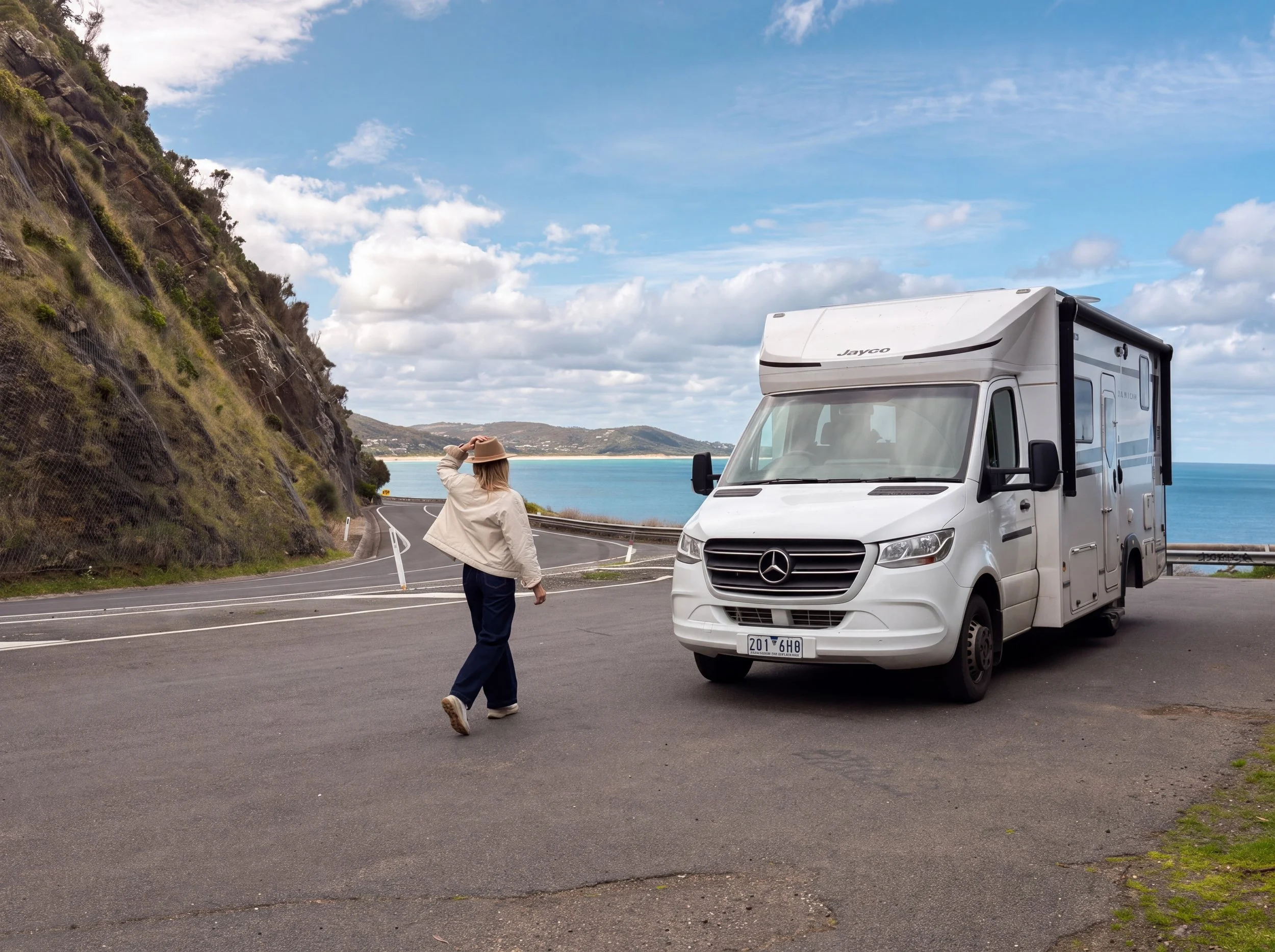 2026_08_22_GreatOceanRoad_DevilsElbow_Van_Lifestyle.jpeg