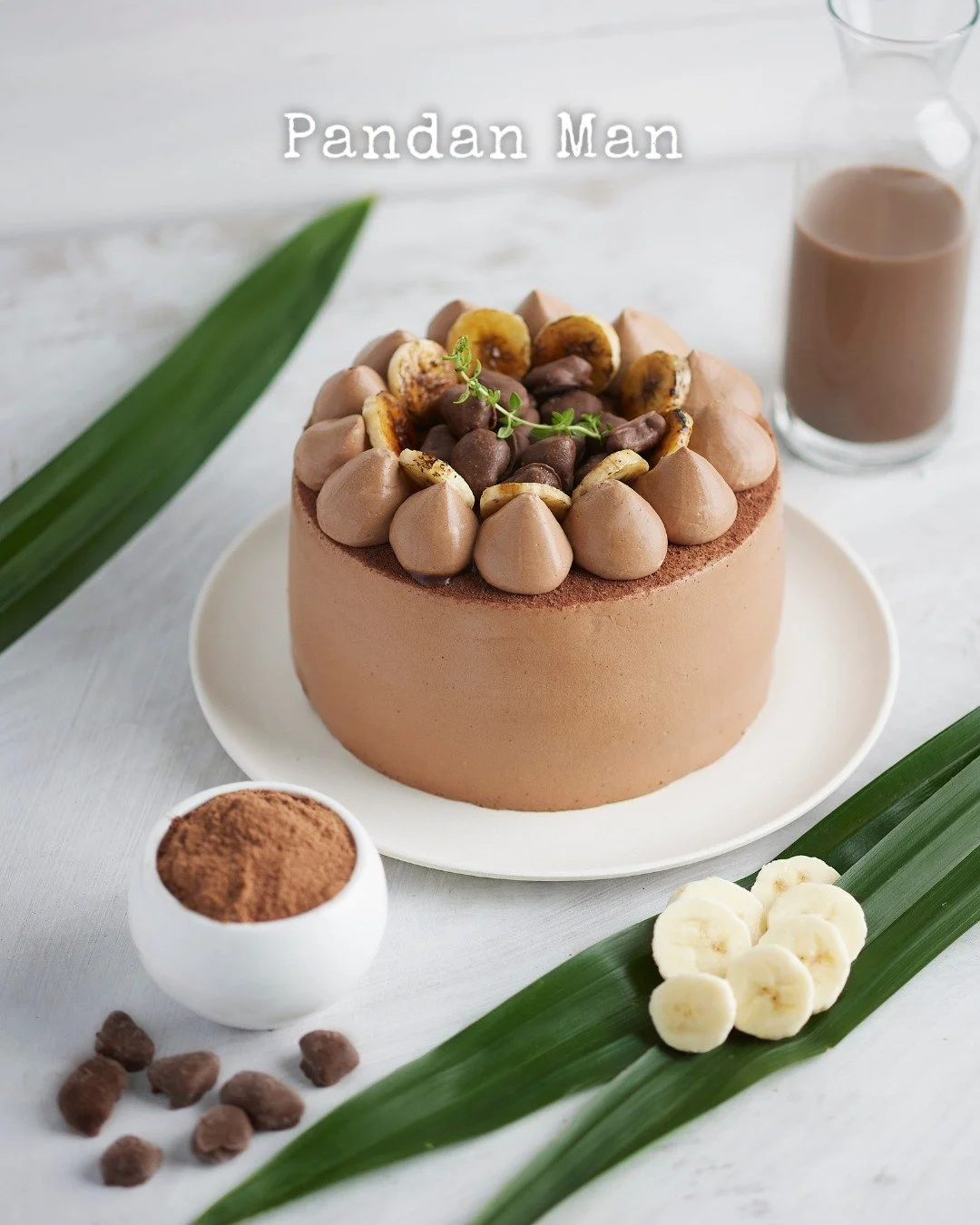 Take a trip down memory lane with our Milo Dinosaur Lava Pandan Cake. Creamy Milo lava meets soft pandan sponge, finished with br&ucirc;l&eacute;ed banana for that extra delicious twist. It&rsquo;s fun, it&rsquo;s indulgent, and it&rsquo;s packed wit