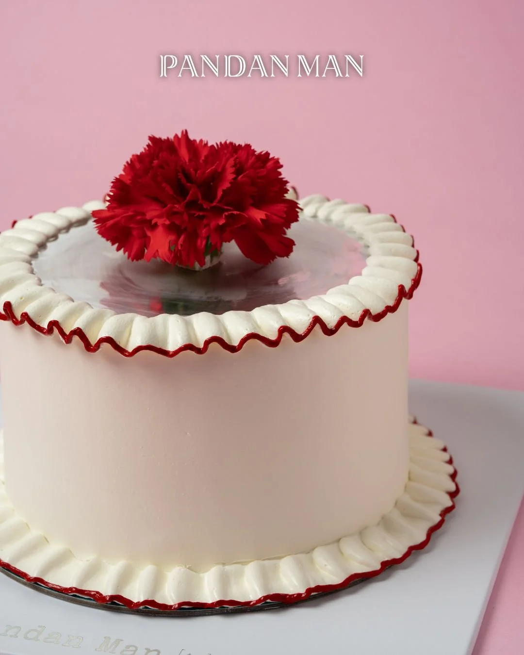 Some moments are made to be remembered twice: once in a photo, and once in a bite. 📸

Our Petal Kiss Mirror Pandan Cake is designed to sit right at the heart of your family table (and your camera roll). Bring everyone together, take the selfie, then