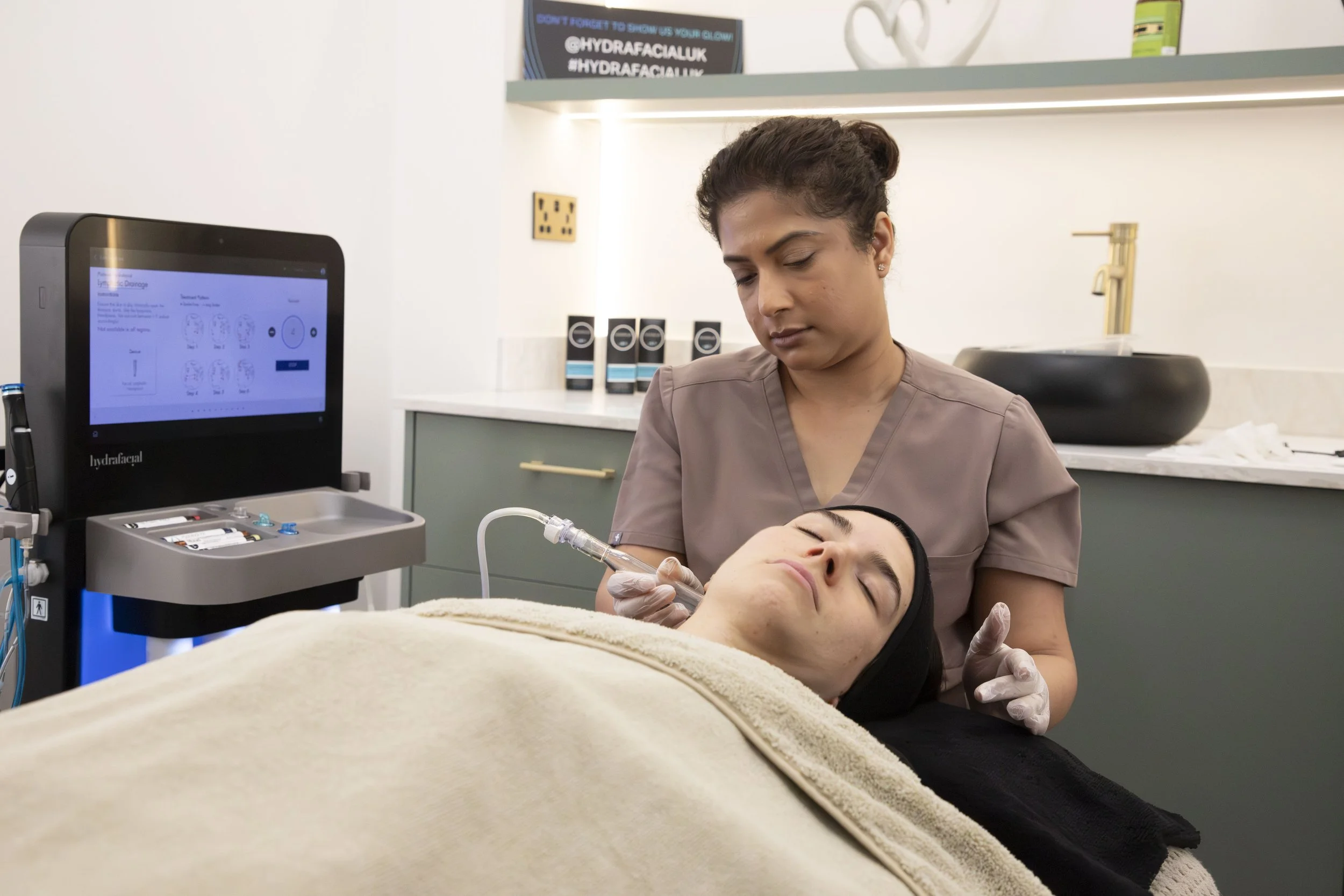 28-1-26_EticaClinic_photographs_ElizaNaden__92.jpg