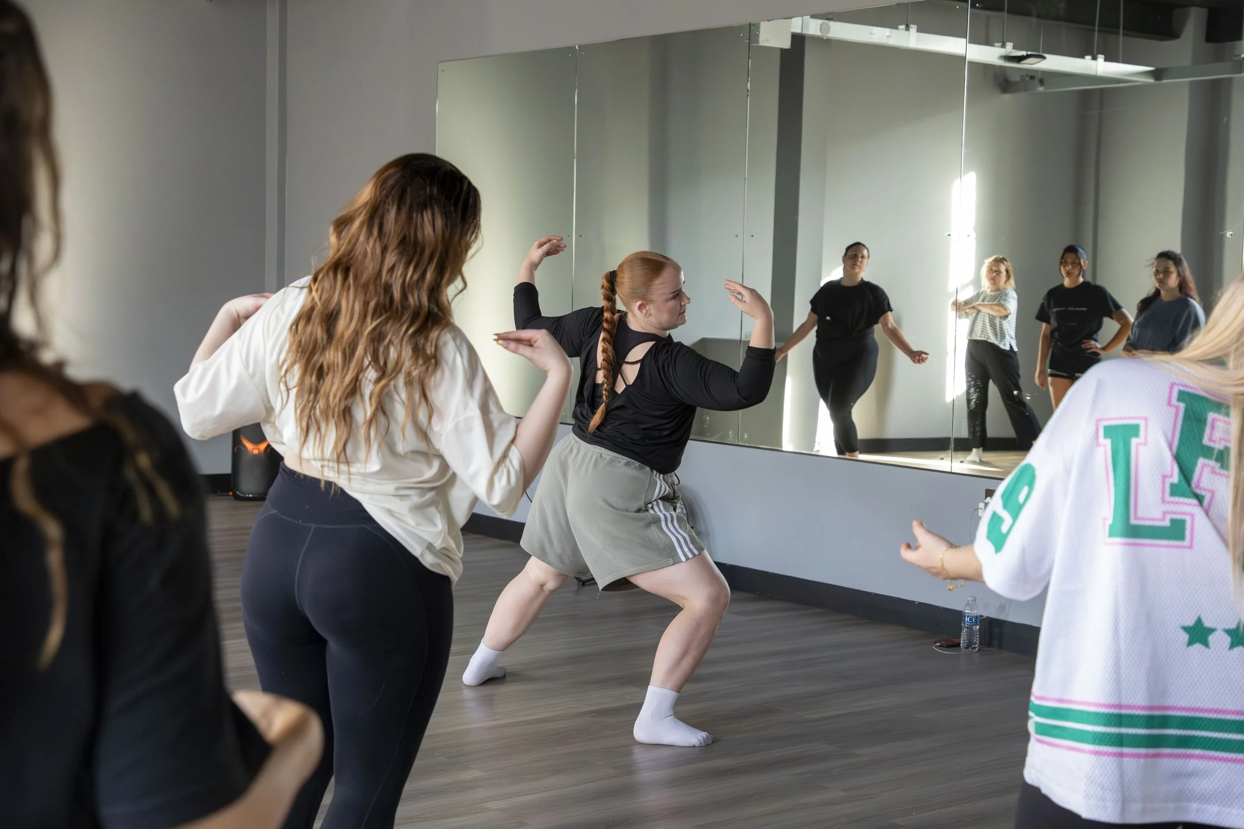 HannahMaloneDance_ElizaNaden__6.jpg