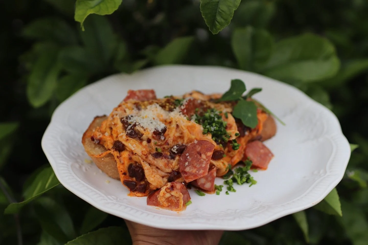 Spice up your weekend! 🔥 Introducing our new special: CHILLY CHORIZO SCRAMBLE

Spanish Chorizo, Green Chilli Cream Cheese, pickled chillies, Parmesan, and a crunch of fried shallots.

It&rsquo;s smoky, creamy, and has that perfect kick. 

Seriously 