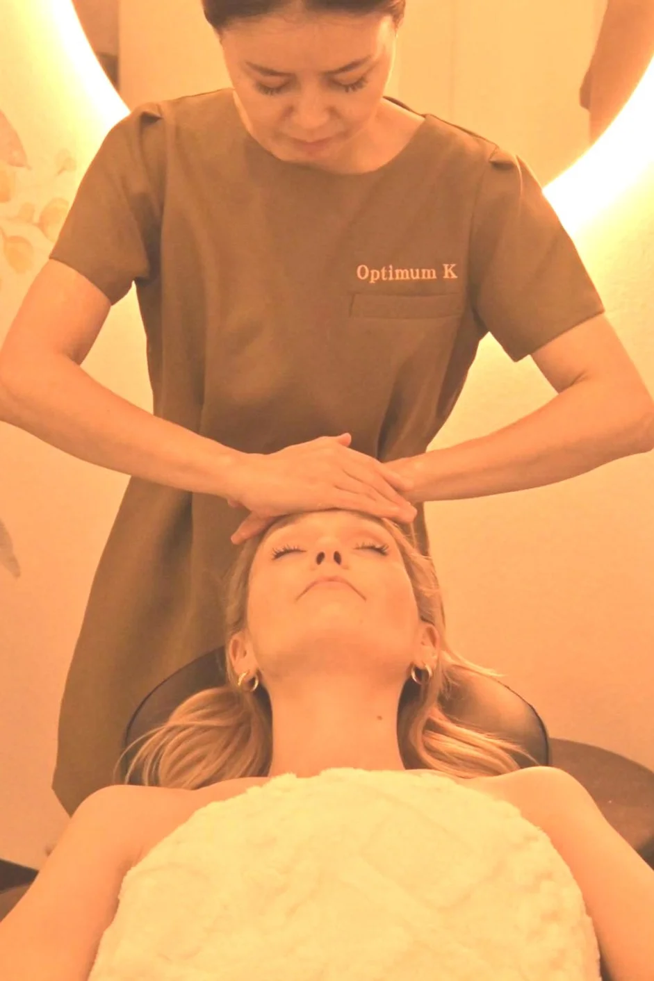 Japanese facial massage for relaxation and circulation improvement at Optimum K, Brisbane
