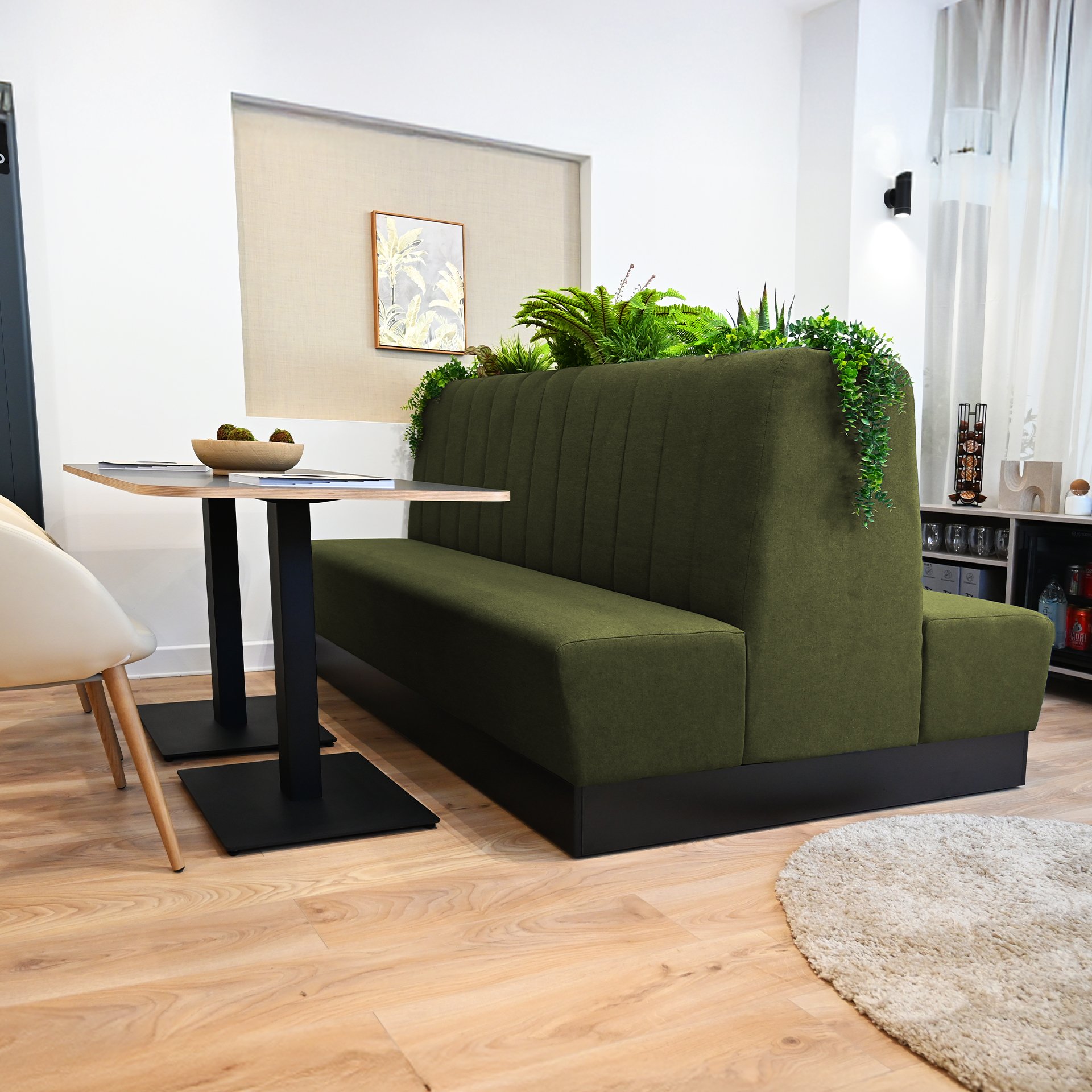 Our new Banq-Planters are a seamless blend of comfort and greenery, Banq-Planters combine our classic Banq seating with integrated Bonzai planters - bringing softness, structure and function into one refined unit.
Featuring an MFC plinth base and opt