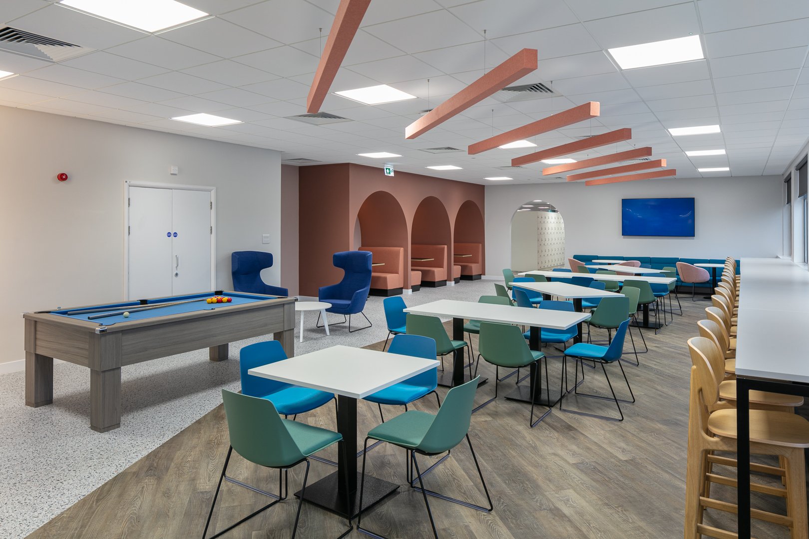 9 PX Group 1D0A0110.jpg