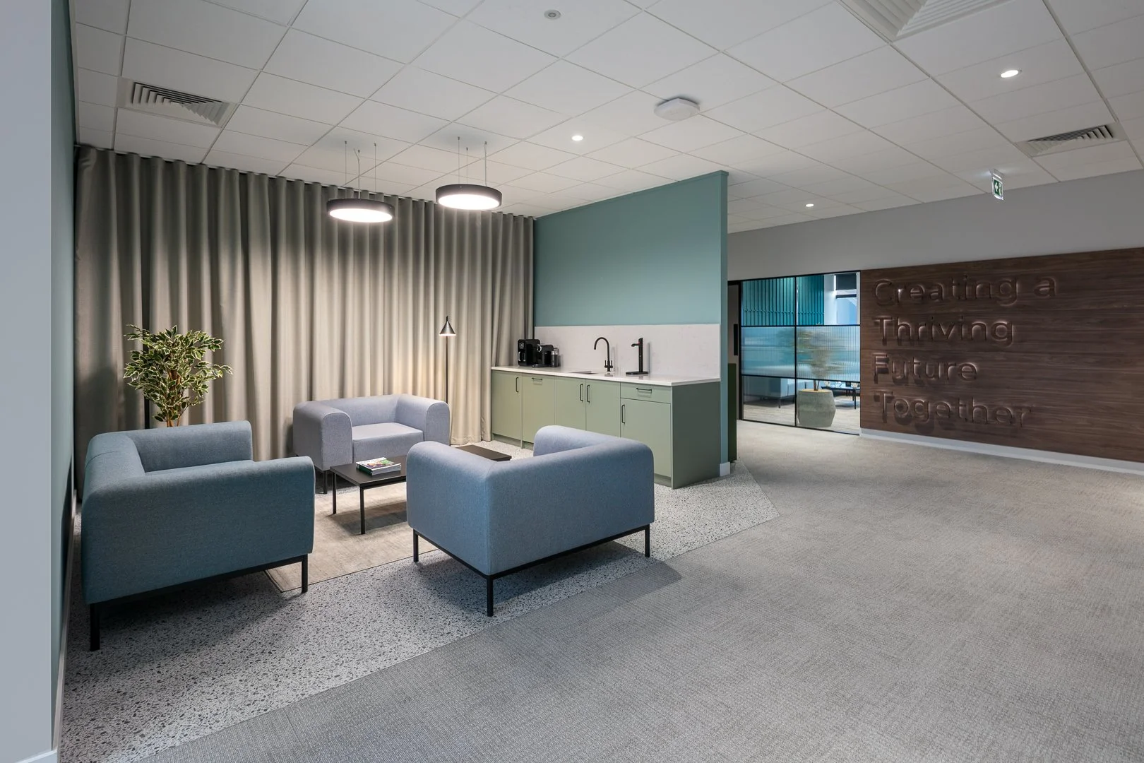 17 PX Group 3Z7A8536.jpg