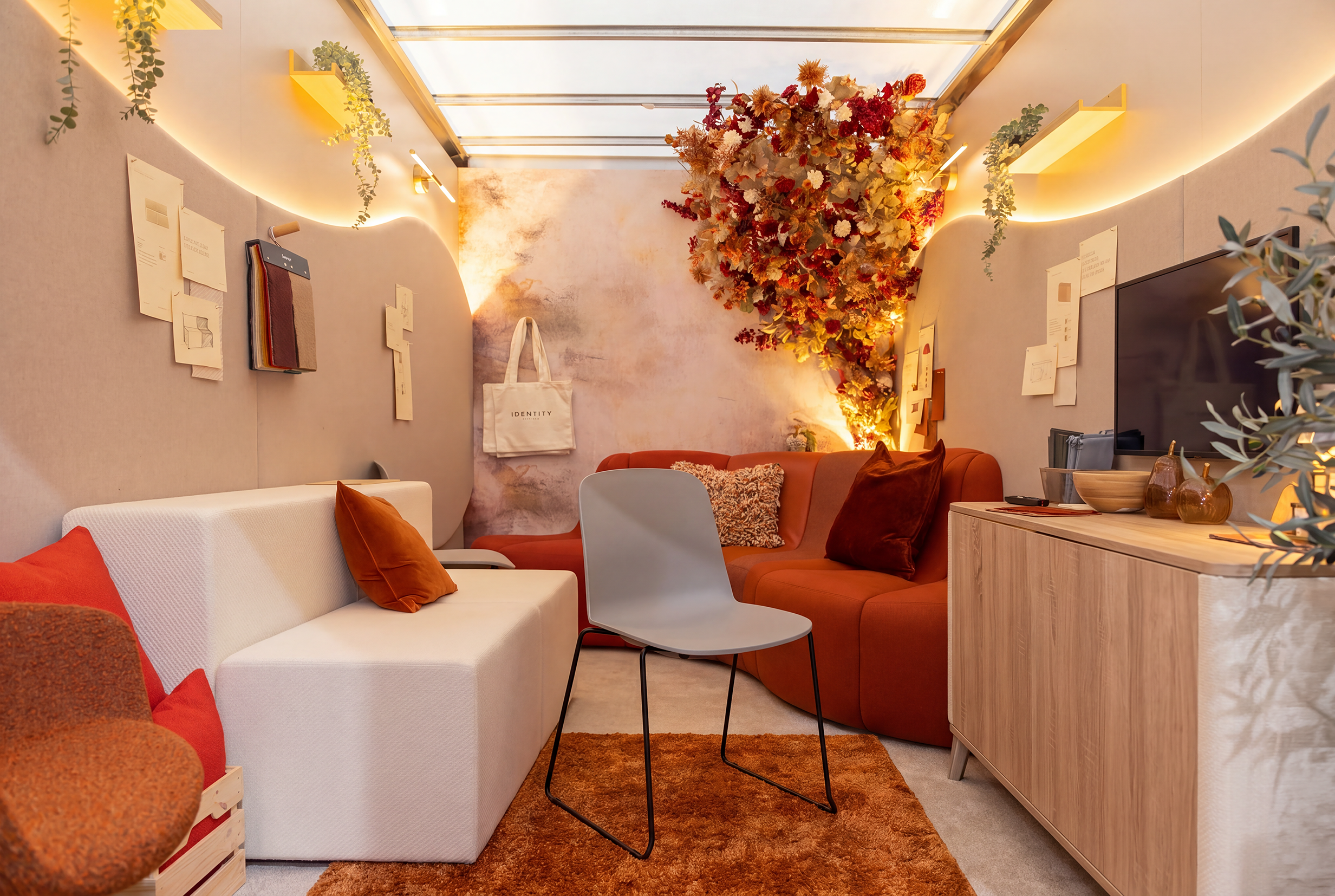The Mobile Showroom