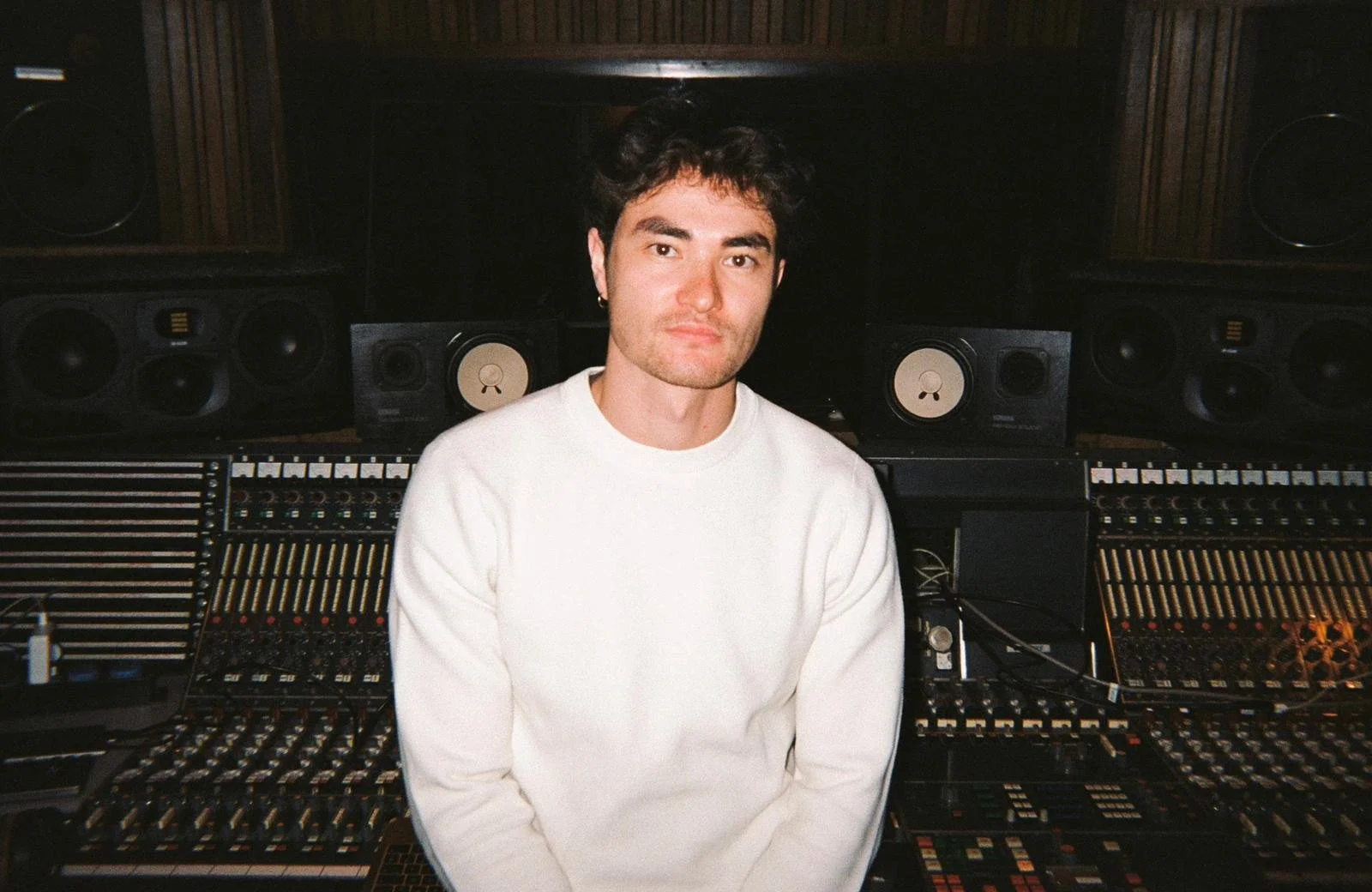 WhatsApp Image 2025-12-07 at 23.21.44 (1).jpeg