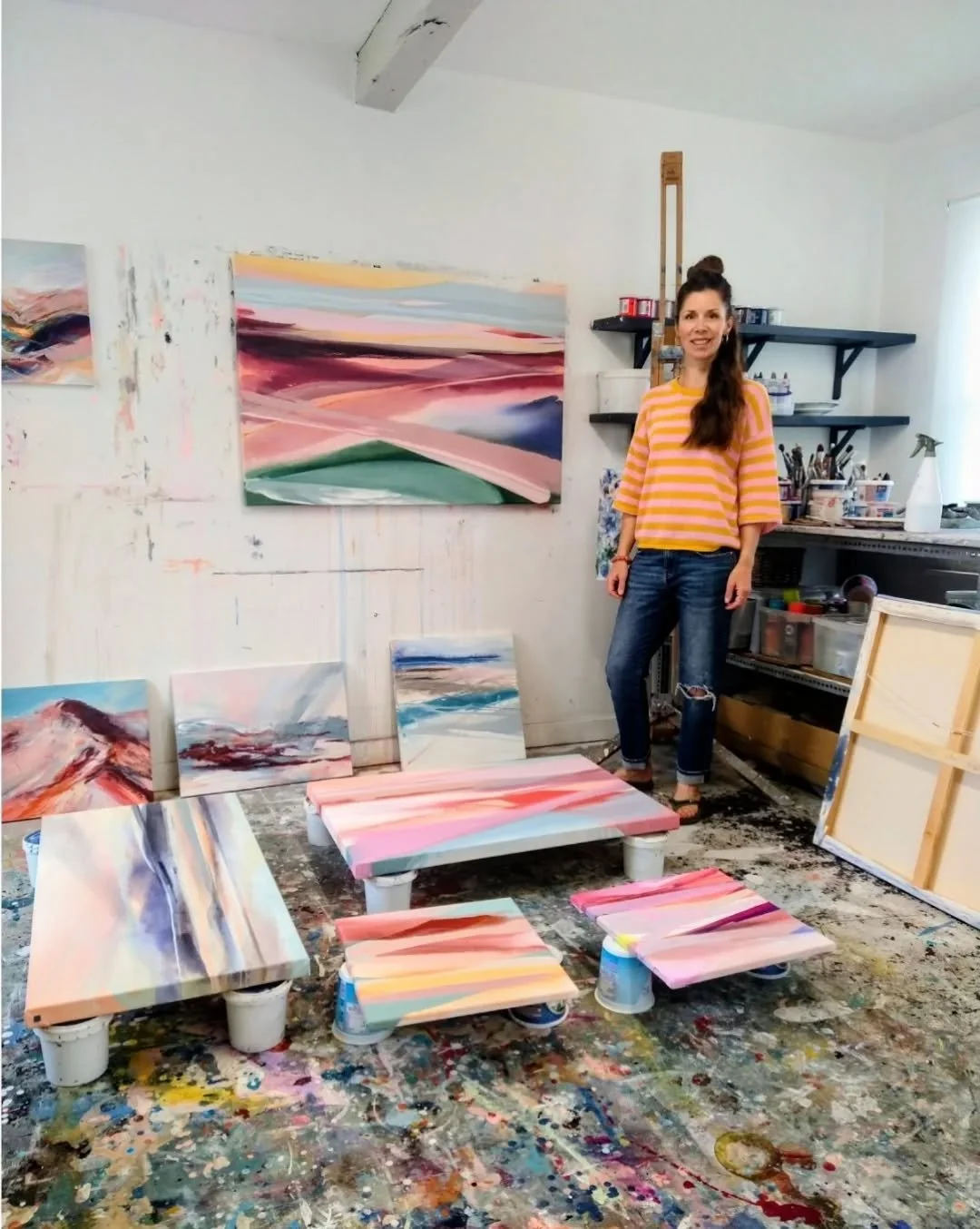 MY MAY ROUND-UP 🌺
I'm biased but May is my favourite month - we've had birthdays and flowers, hot days and warm evenings in the garden, colour everywhere and painting outside, Affordable Art Fair and getting ready for North Yorkshire Open Studios, s