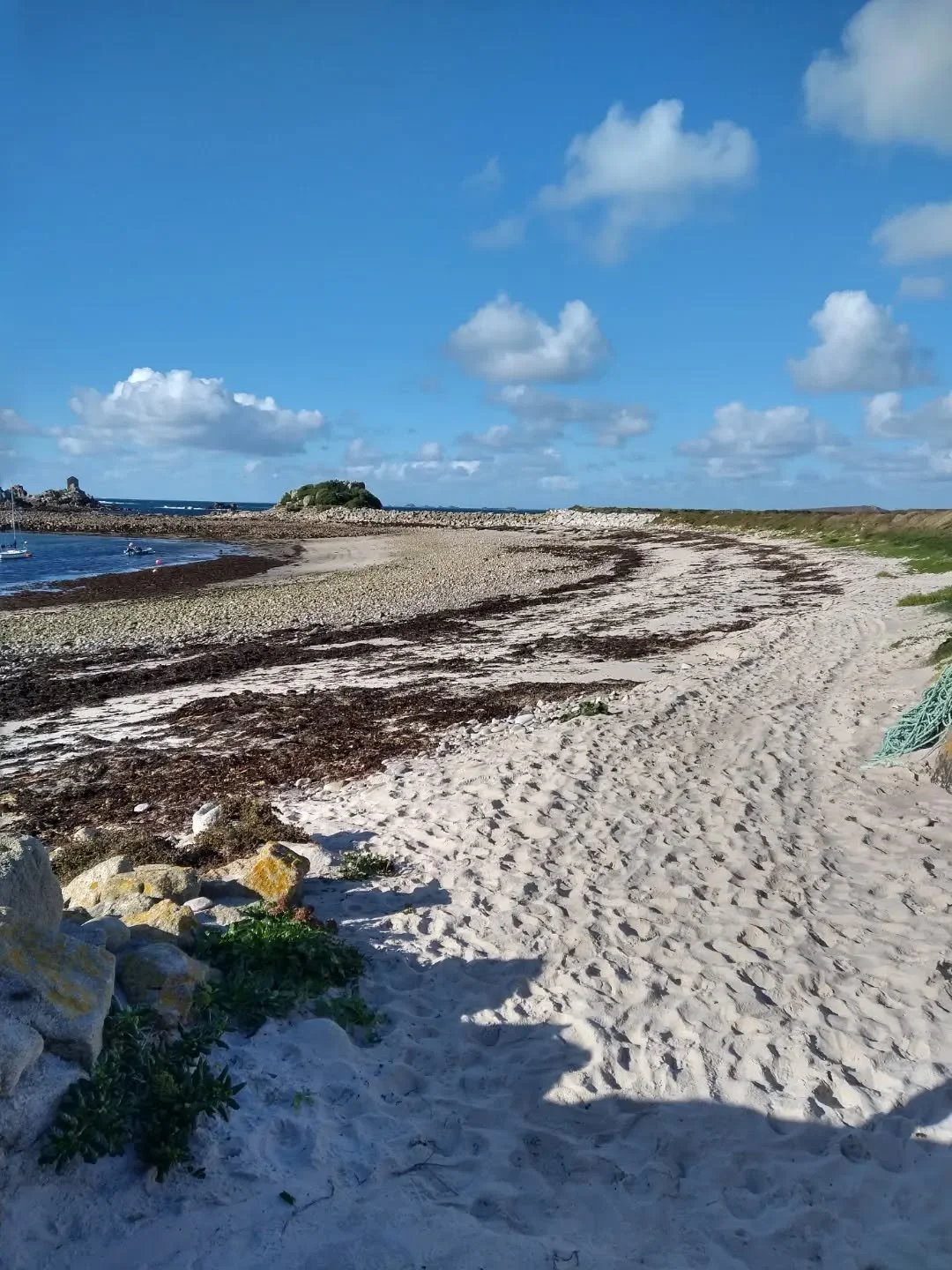 After weeks of anticipation and preparation (mainly centred around how to squish all of my painting stuff in a suitcase with enough space for a few clothes too) I am actually here on the breathtaking Isles of Scilly for a week's art residency. A whol