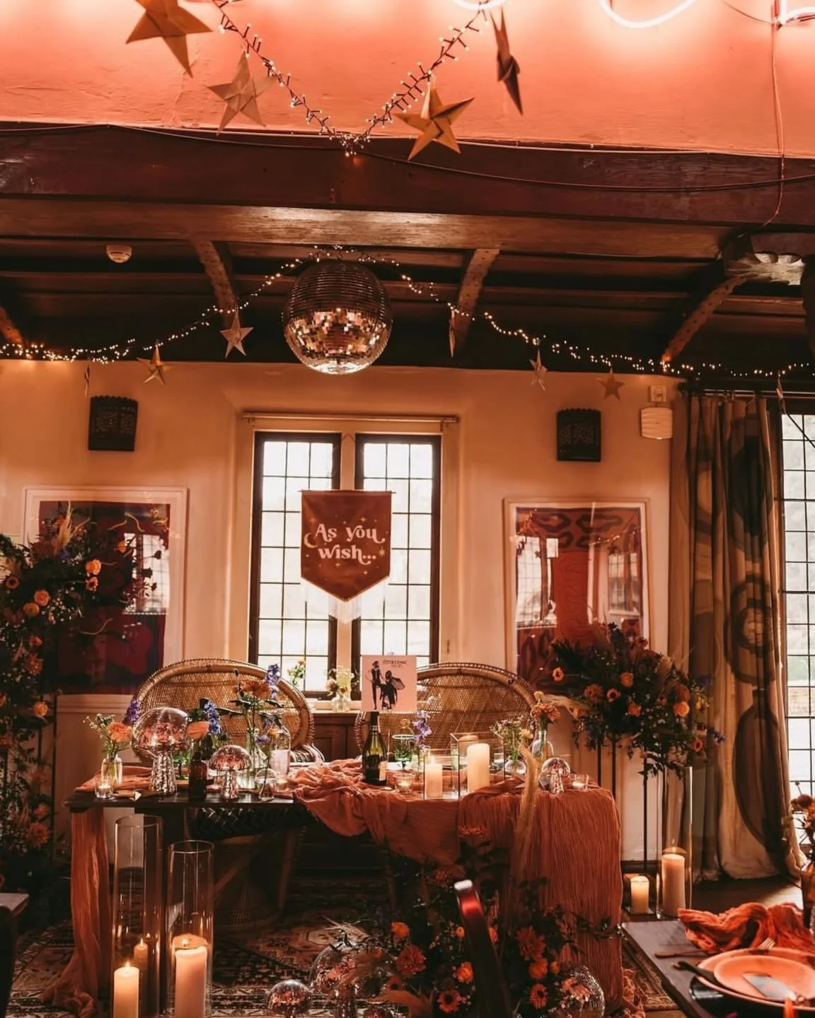 Synched Events 02 Top Table Orange Florals and Stars.jpg