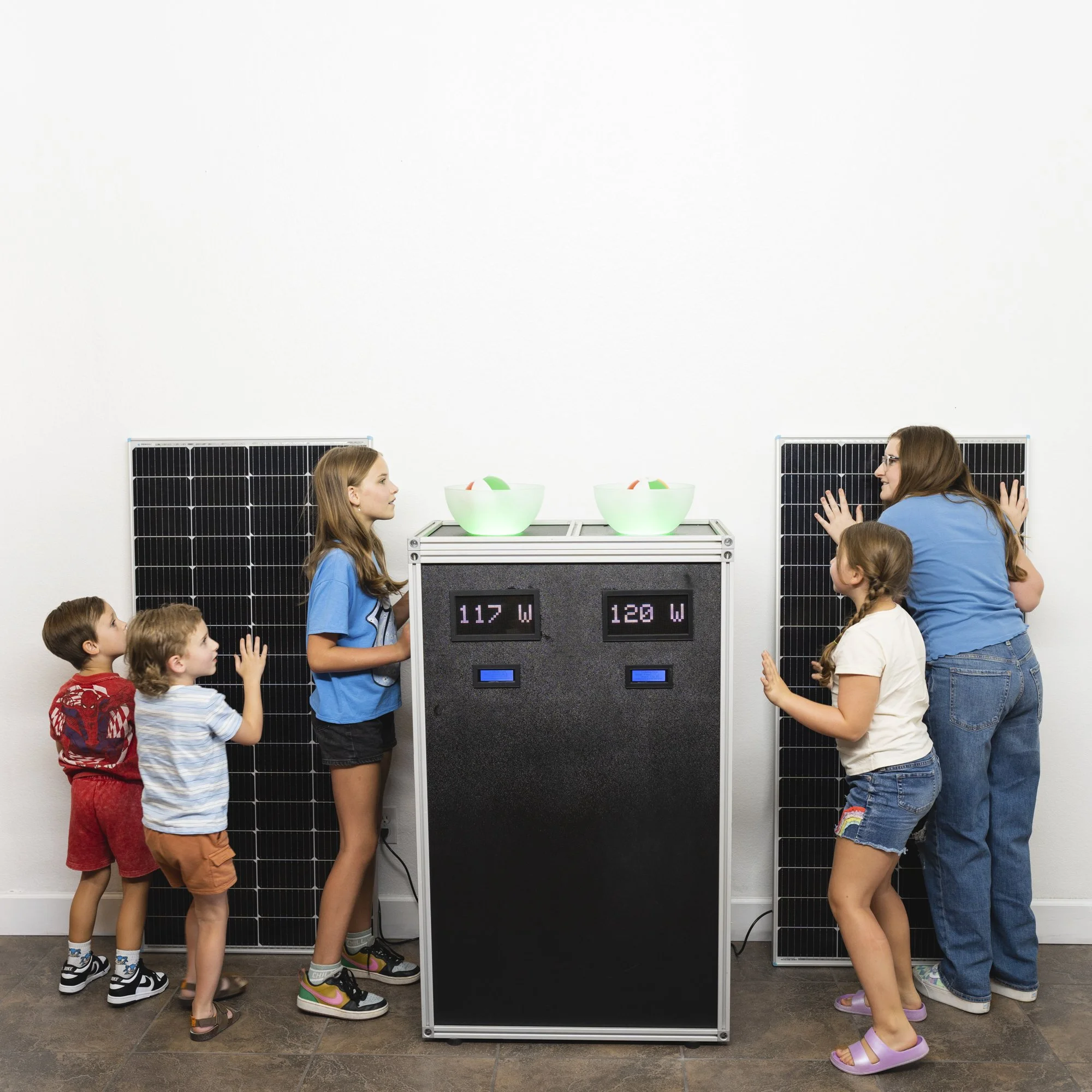 web2025EcoFloat indoor solar287 sq.JPG