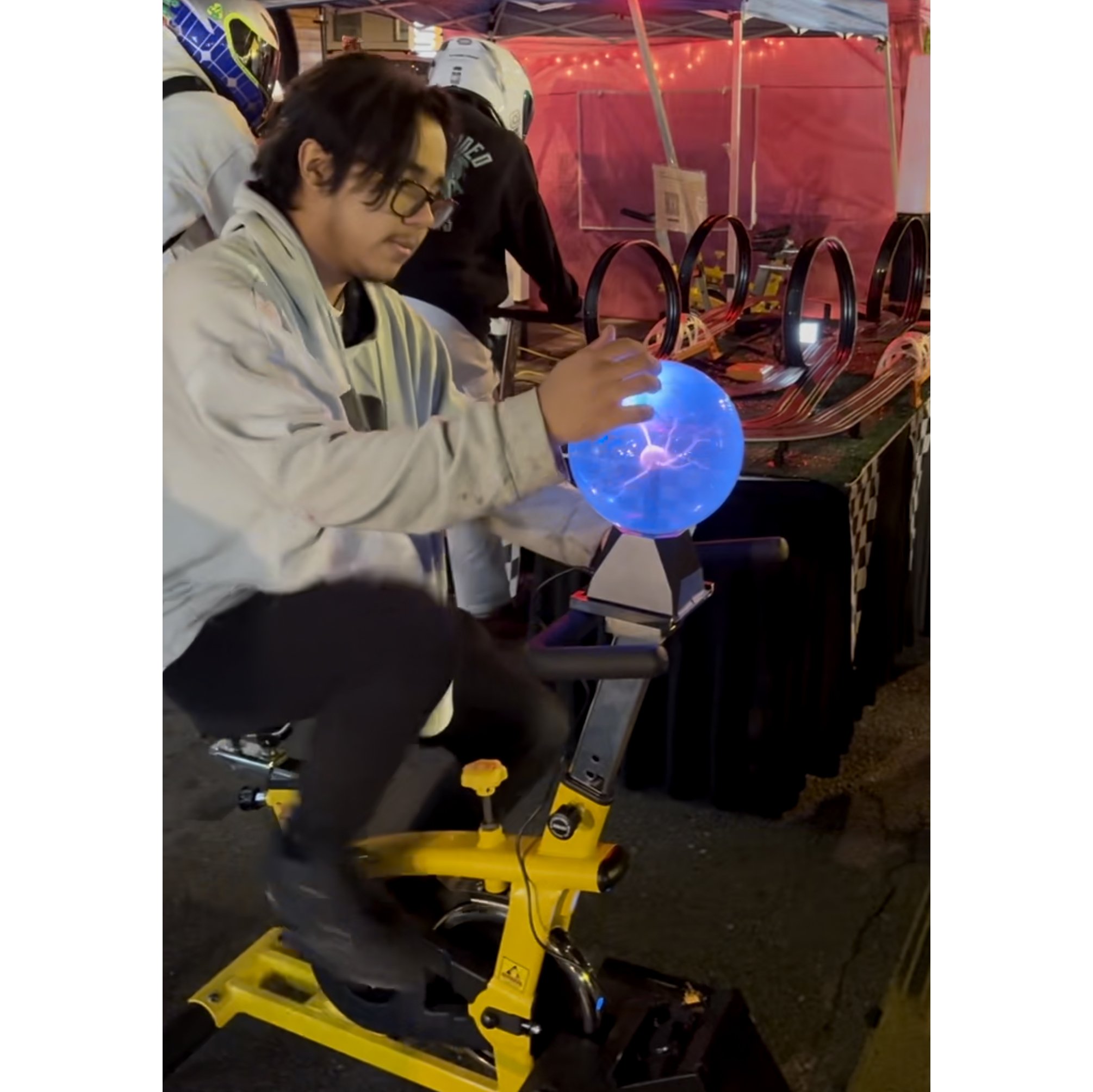 Plasma ball 10 sq.jpg