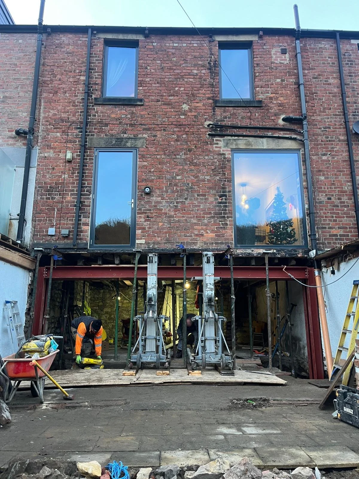 WhatsApp Image 2025-02-20 at 21.34.20 (2).jpeg