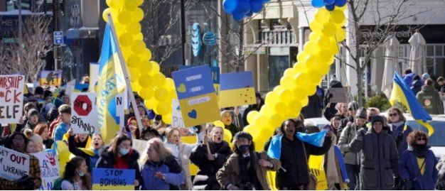 ‘Stop the war’: Thousands in Boston rally in support of Ukraine