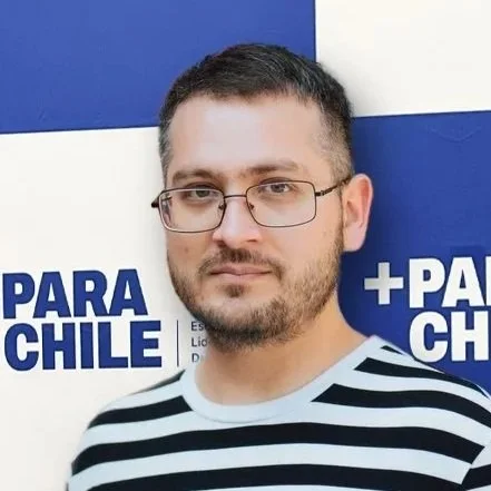 Joan Serrano, Productor Audiovisual de Más para Chile