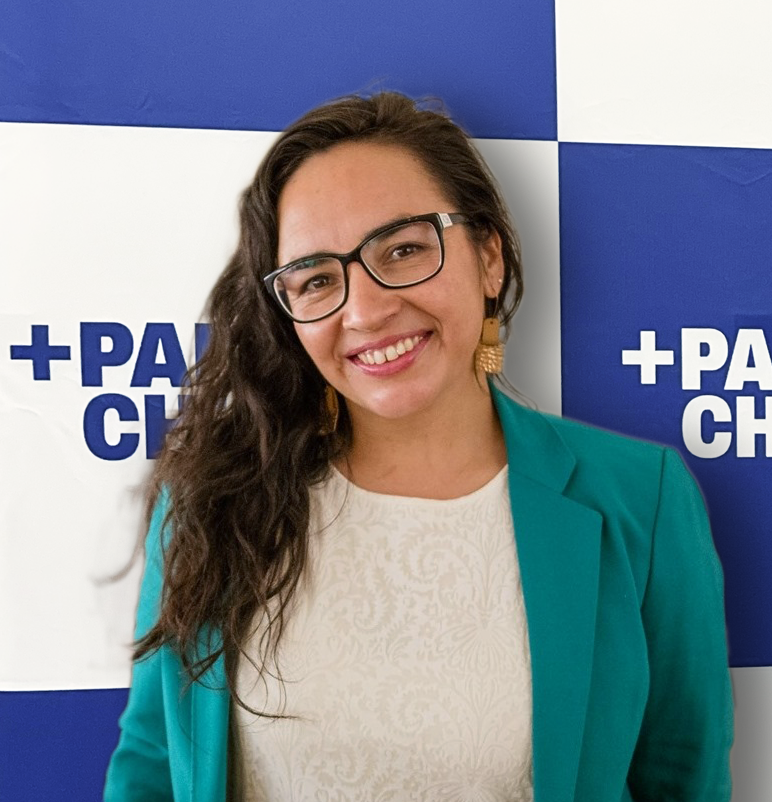 Andrea Macías, egresada del programa de liderazgo político Más para Chile