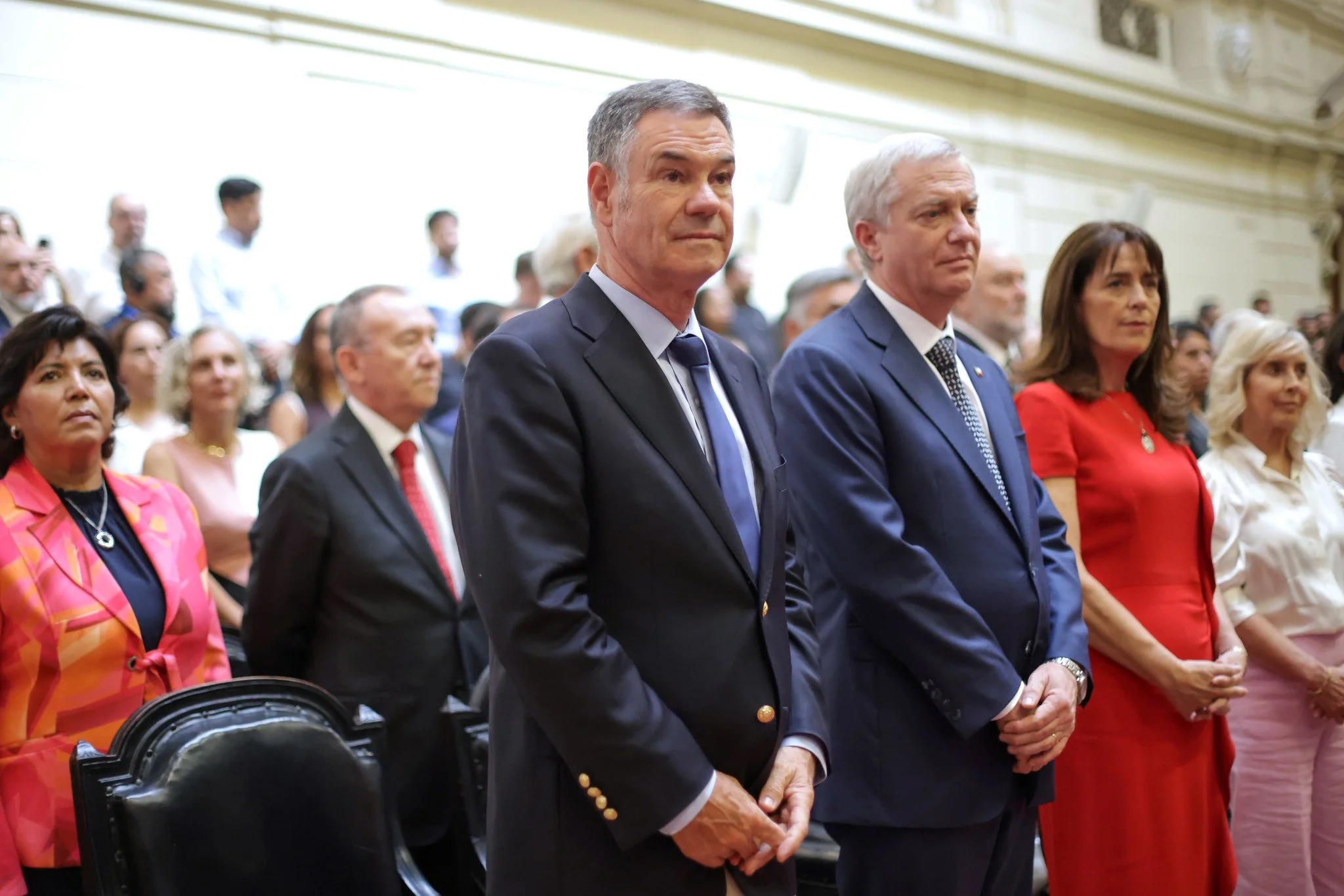 Manuel José Ossandón, presidente del Senado, junto al presidente electo José Antonio Kast en la ceremonia de proclamación de candidatos electos para el Congreso.jpeg