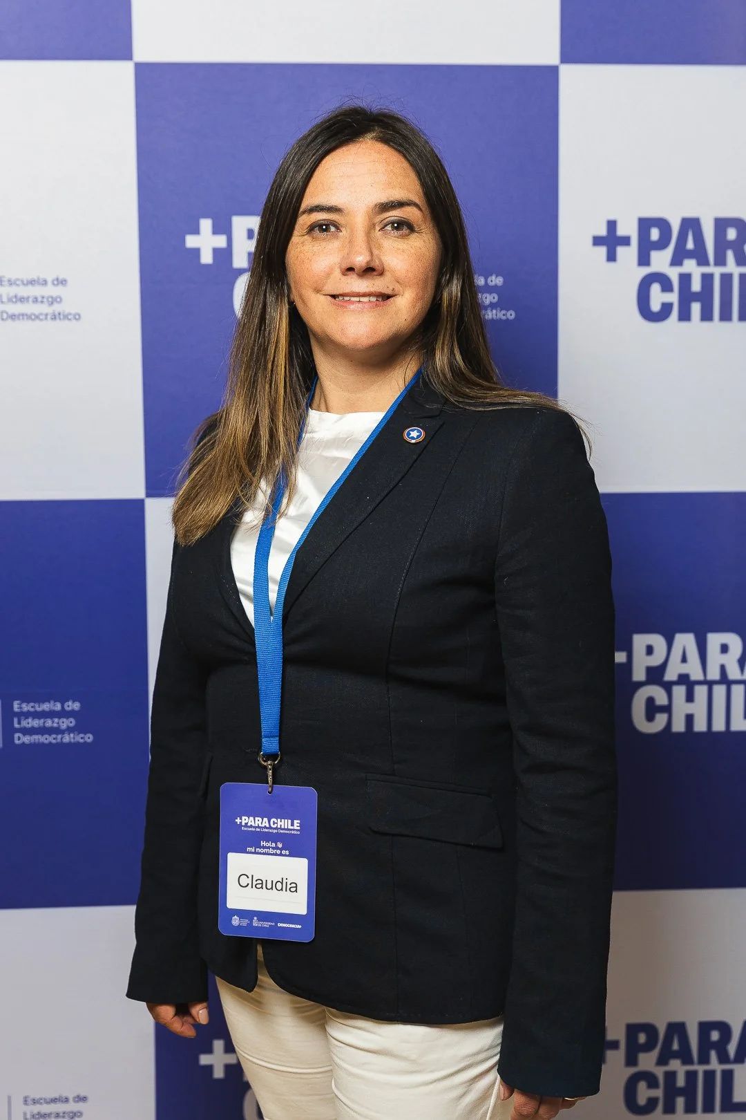 Claudia Reyes Larenas