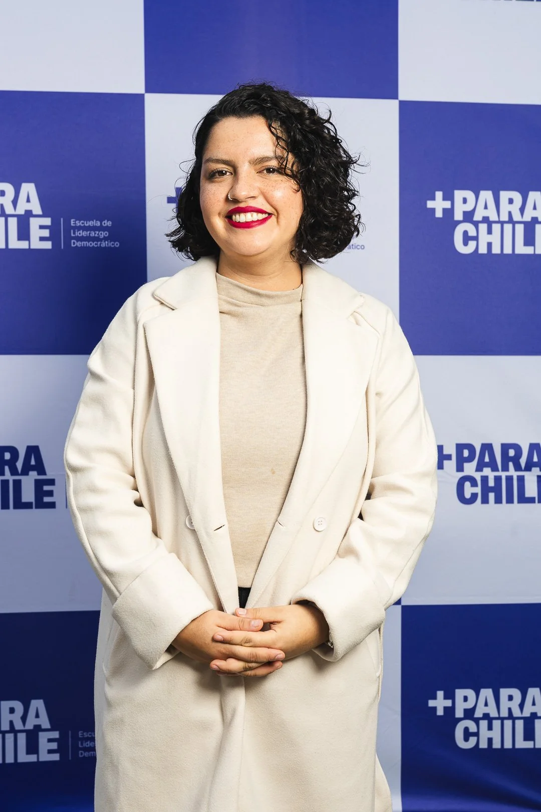 Valentina Becerra, egresada del programa de liderazgo político Más para Chile