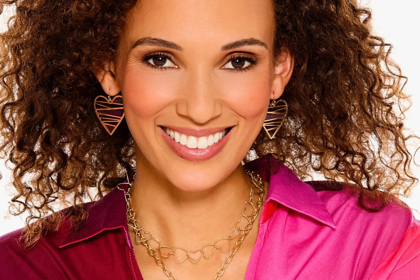 Happy ❤️ Day! Some fun 💖 jewelry with the lovely @lalalealyn for @rain_jewelry_collection 💘💖💞

Photos @joelbphoto 
Styling @laurenkacyvenski 
HMU me @artistswithagency 

#bostonmakeupartist #promua #hmu #boston #hairandmakeup