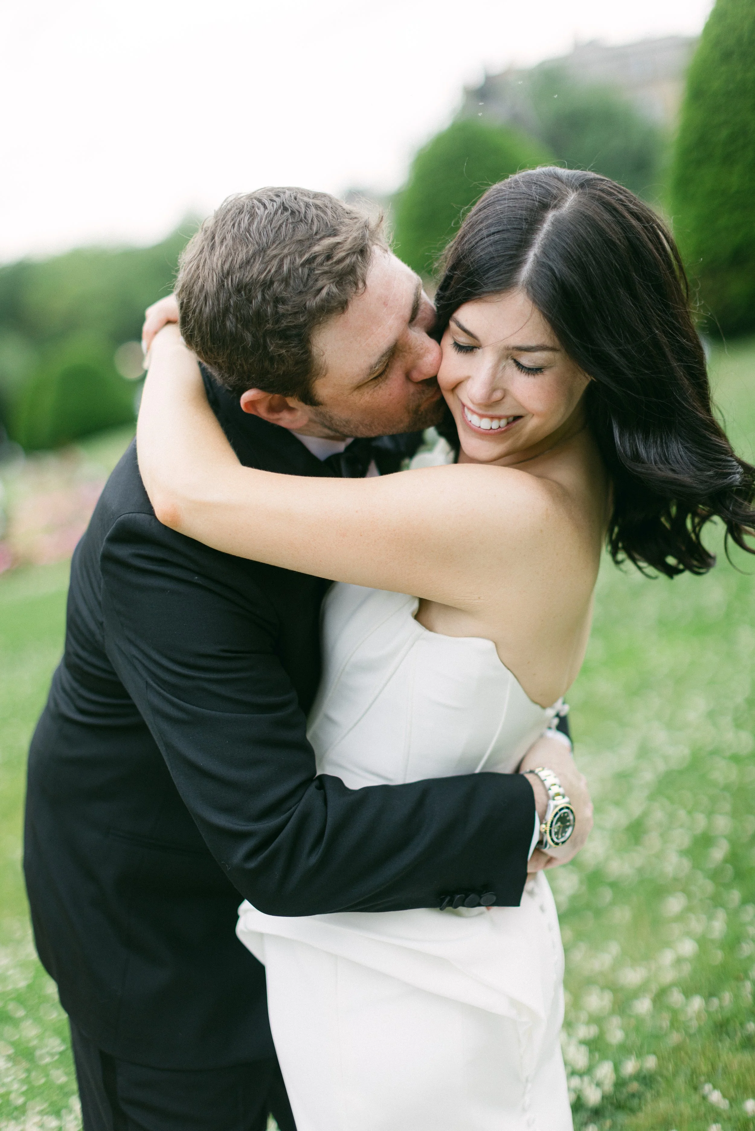 Photo of a Boston Bride from a Newbury Hotel wedding wearing soft glam makeup, natural elegant and beautiful wedding makeup