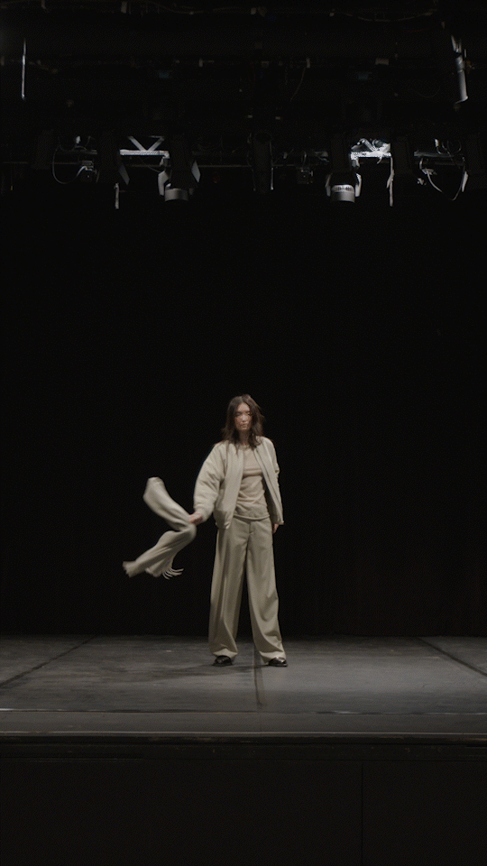 Shot01_9x16_Gif_v002.gif