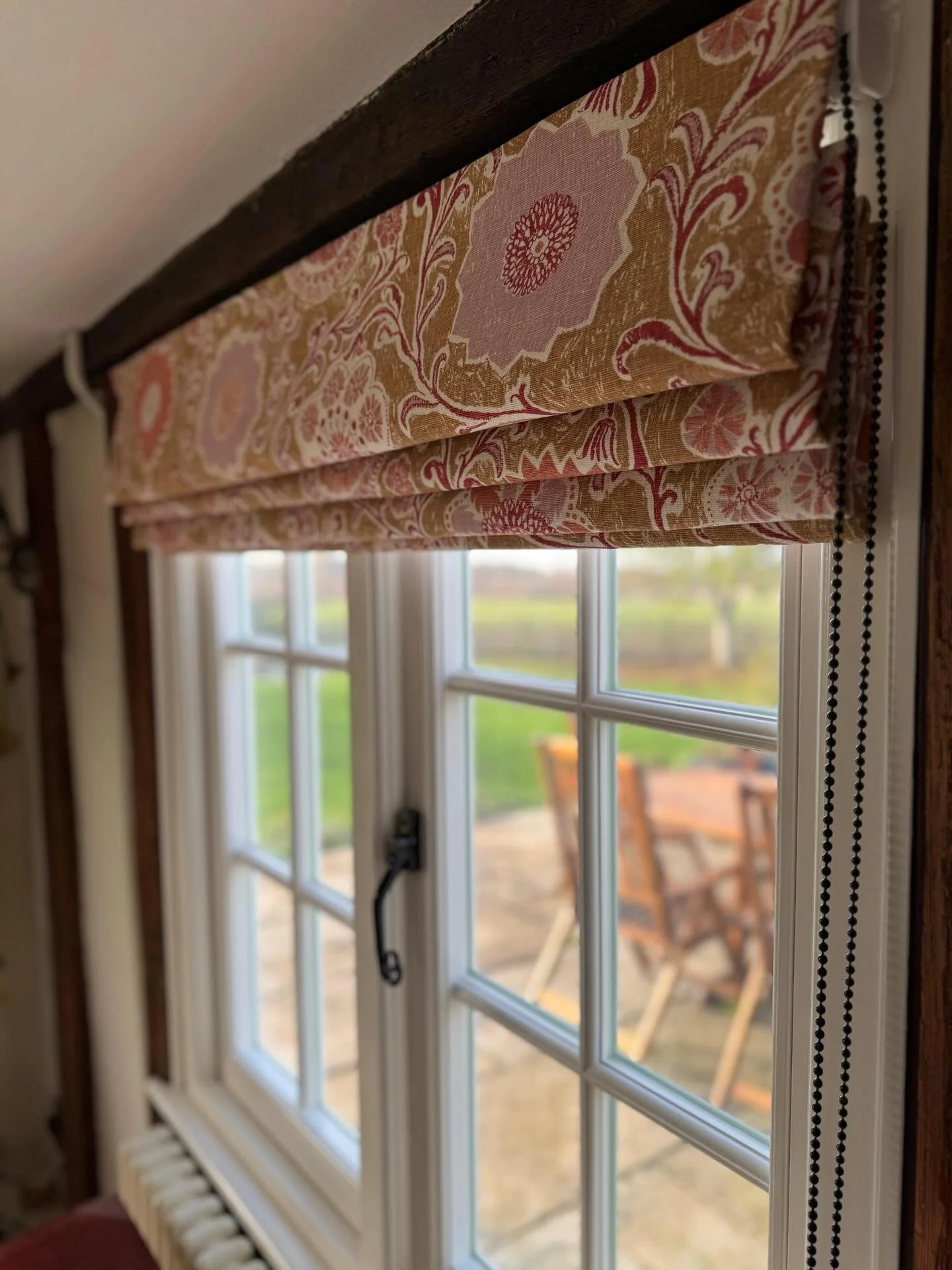 Blind heaven. Each bespoke blind is handmade and I think we can agree the end result is pretty 👌 

Dm to make a bit of impact in your home💥