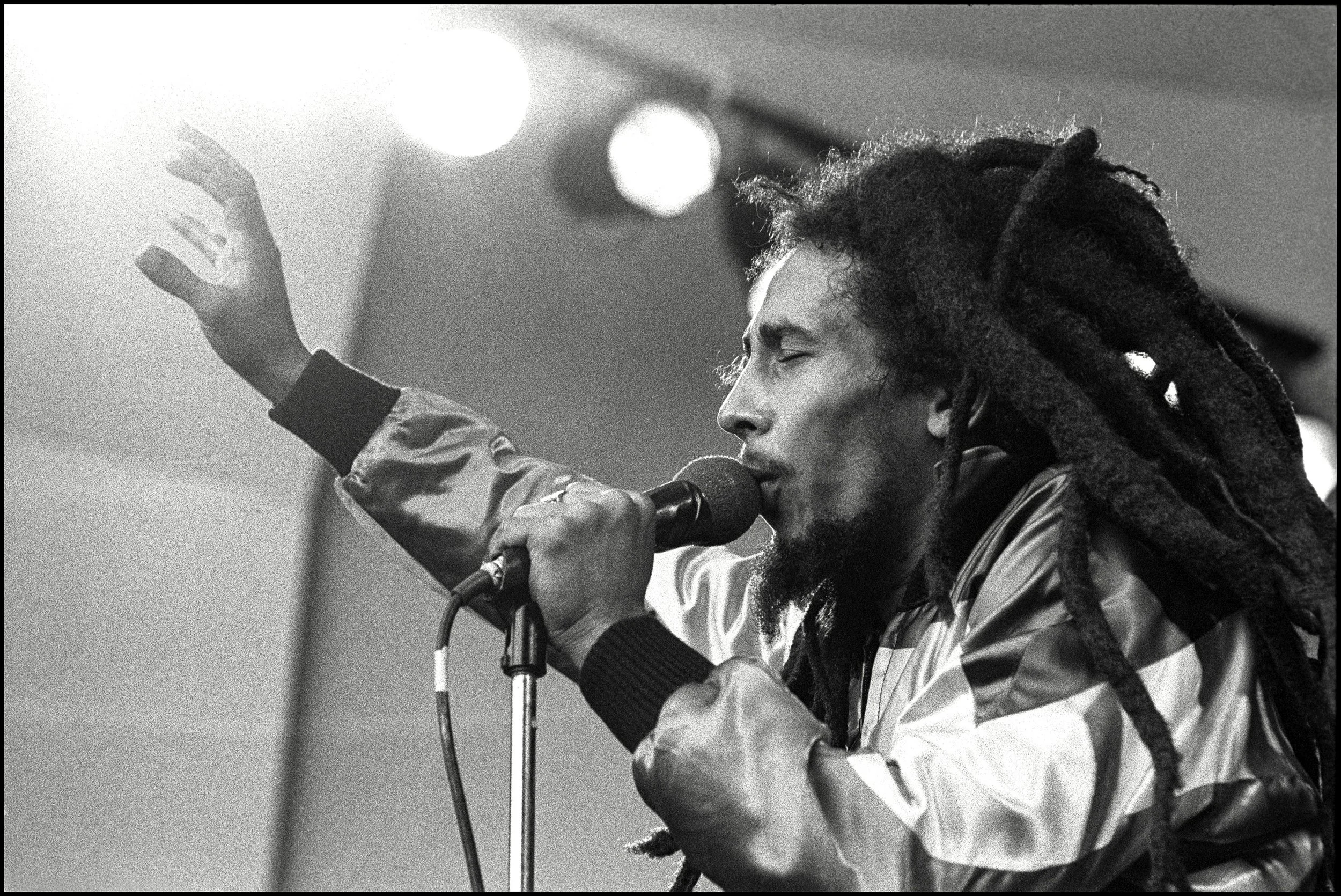 Bob Marley performing at Crystal Palace Bowl, London, 7 June 1980 .jpg