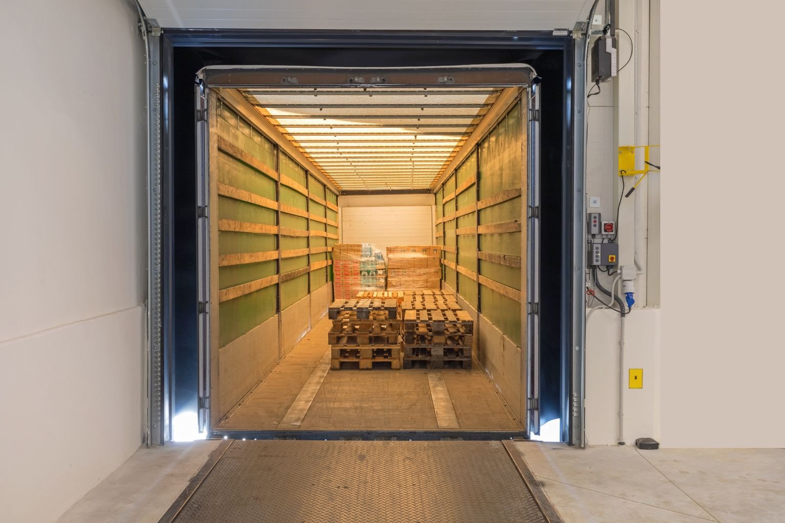 Cross-Dock Pallet Sweeping