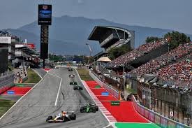 Barcelona frontstretch 2025
