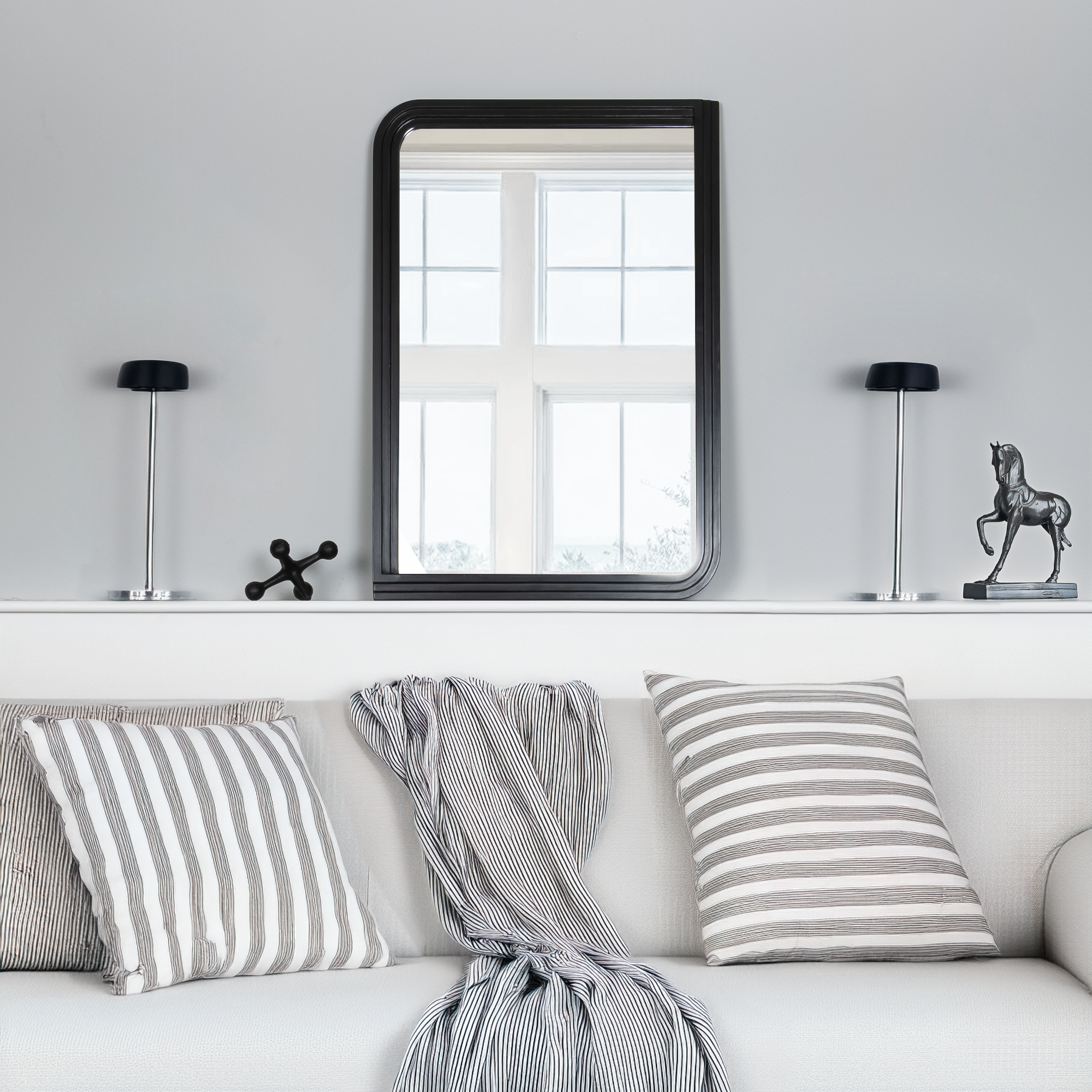 MIRROR_RR62_3486-BLACK 1.png