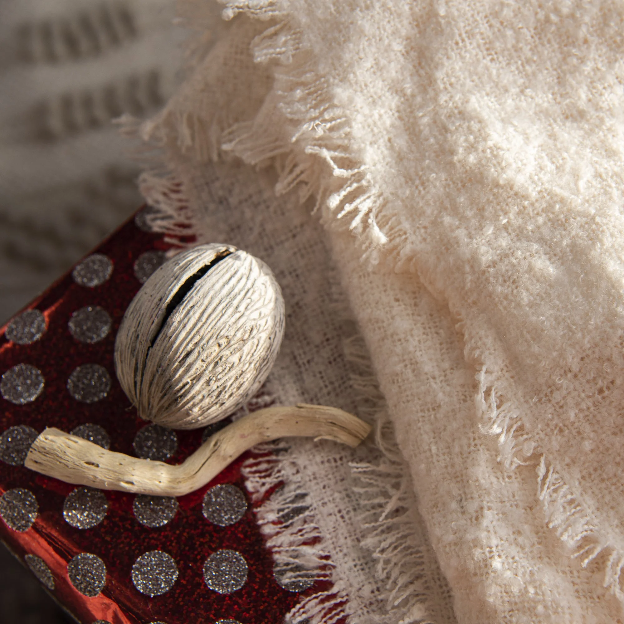 THROW_202014-IVORY.jpg