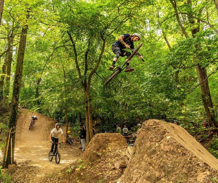 Interested in learning how to clean and maintain your bike?&nbsp;Join Slow Roll owner Dan Decko on January 12th at 5:30 pm to learn all the ins and outs of bike maintenance!&nbsp;&nbsp;Sign up at corptrails.org/clinics.&nbsp;&nbsp;Cost $25 for CORP m