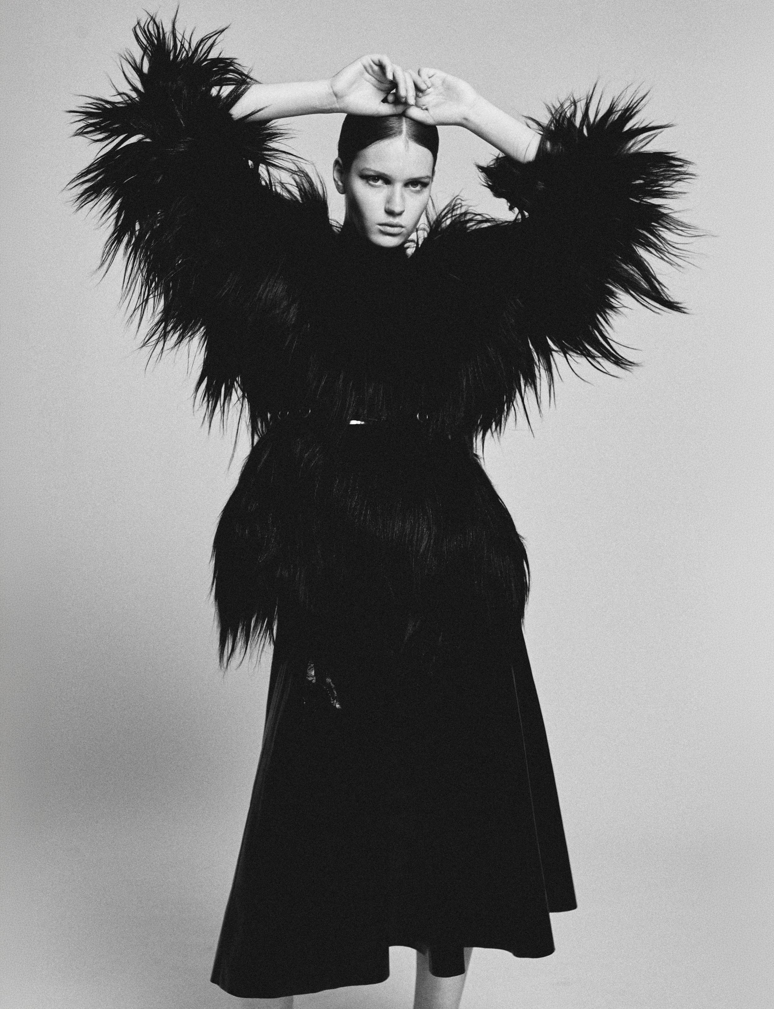 Ashley Lauren by Fernando Sippel