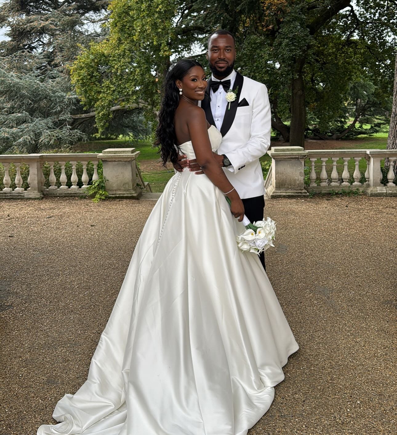 All smiles 😊 #wcw #womencrushwednesday #weddings #weddingcoordination #weddingplanning #bride #bridetobride #couple

MUA: @muapaloma 
Hair: @in_her_element_hairuk
Photo Credit (BTS): @jhotography1