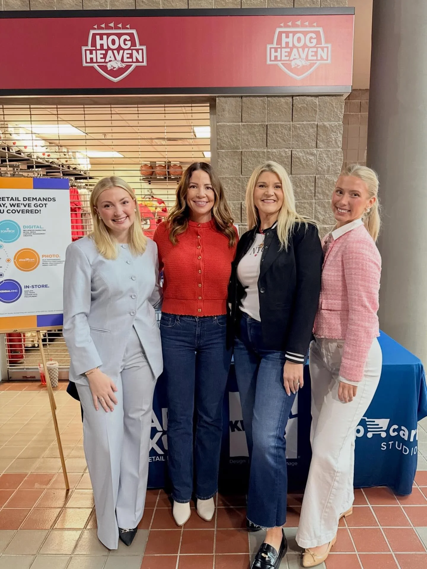 Calling all Razorbacks! 🐗

We had a fantastic time at the University of Arkansas Career Fair connecting with so many talented, driven students and talking about opportunities with Kendal King Group. It was incredibly energizing to meet students who 