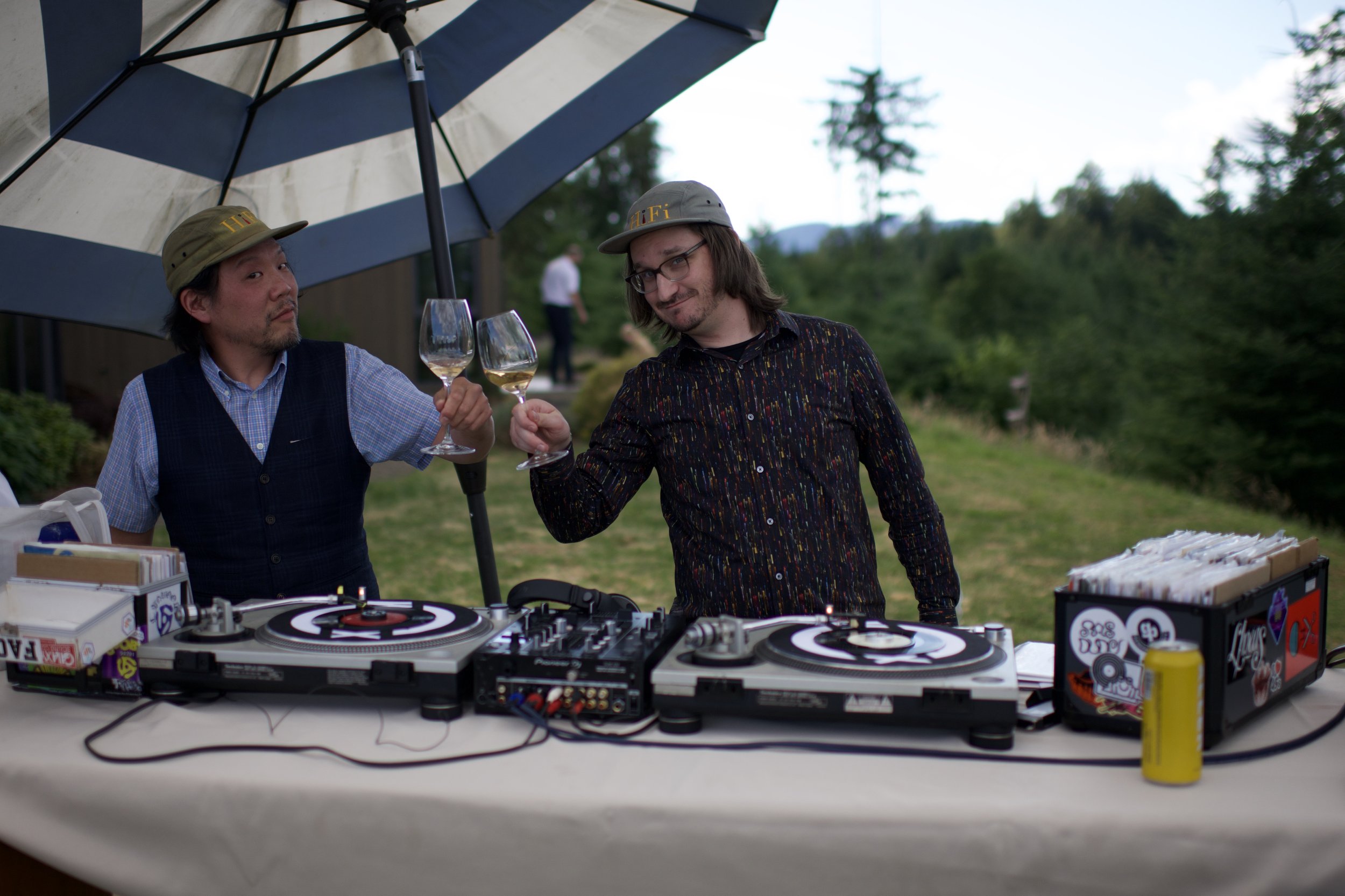 Live DJ: The Beaches Crew